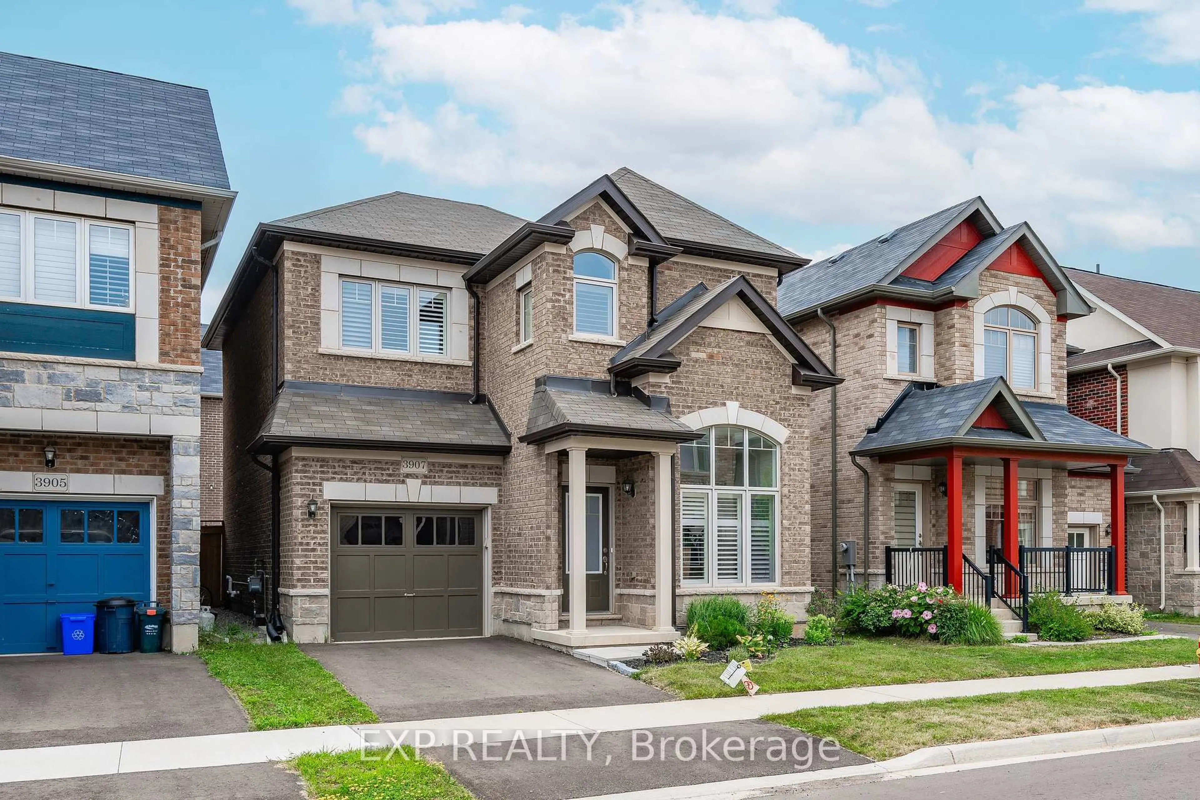 Home with brick exterior material, street for 3907 Tufgar Cres, Burlington Ontario L7M 1N7