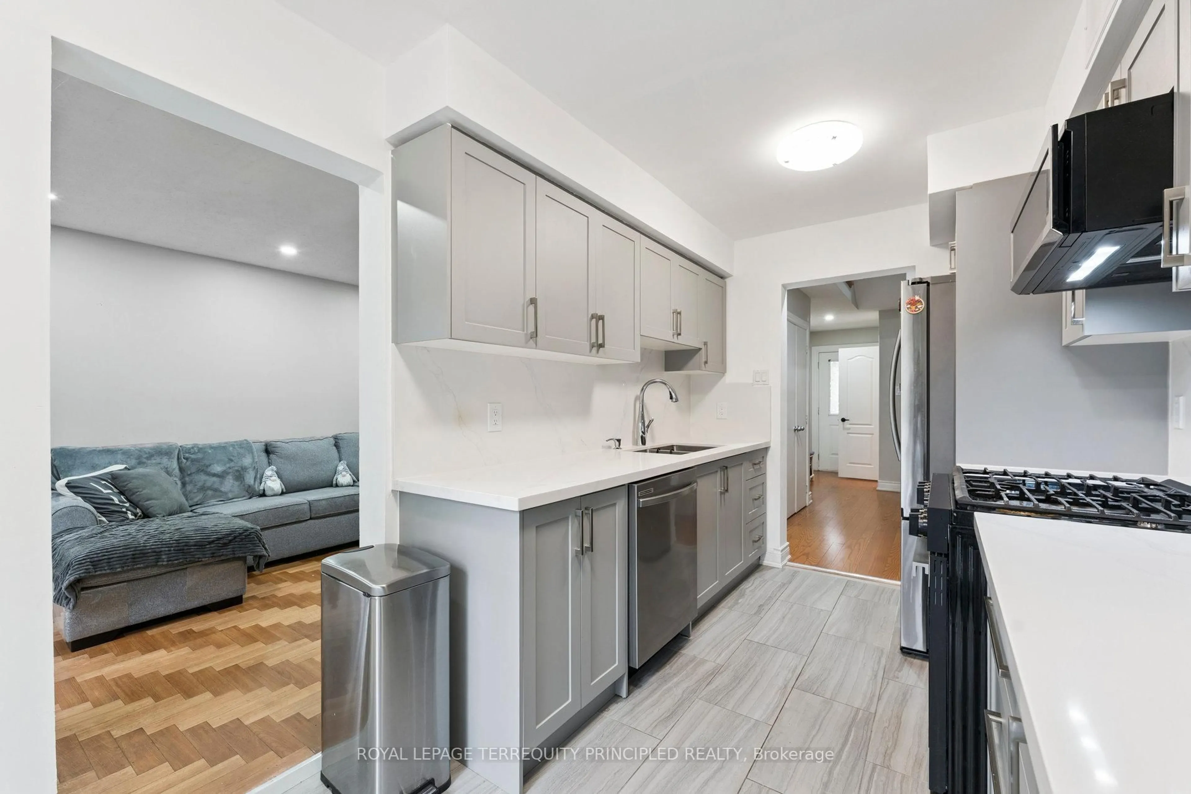 Open concept kitchen, unknown for 97 Royal Salisbury Way, Brampton Ontario L6V 3J3