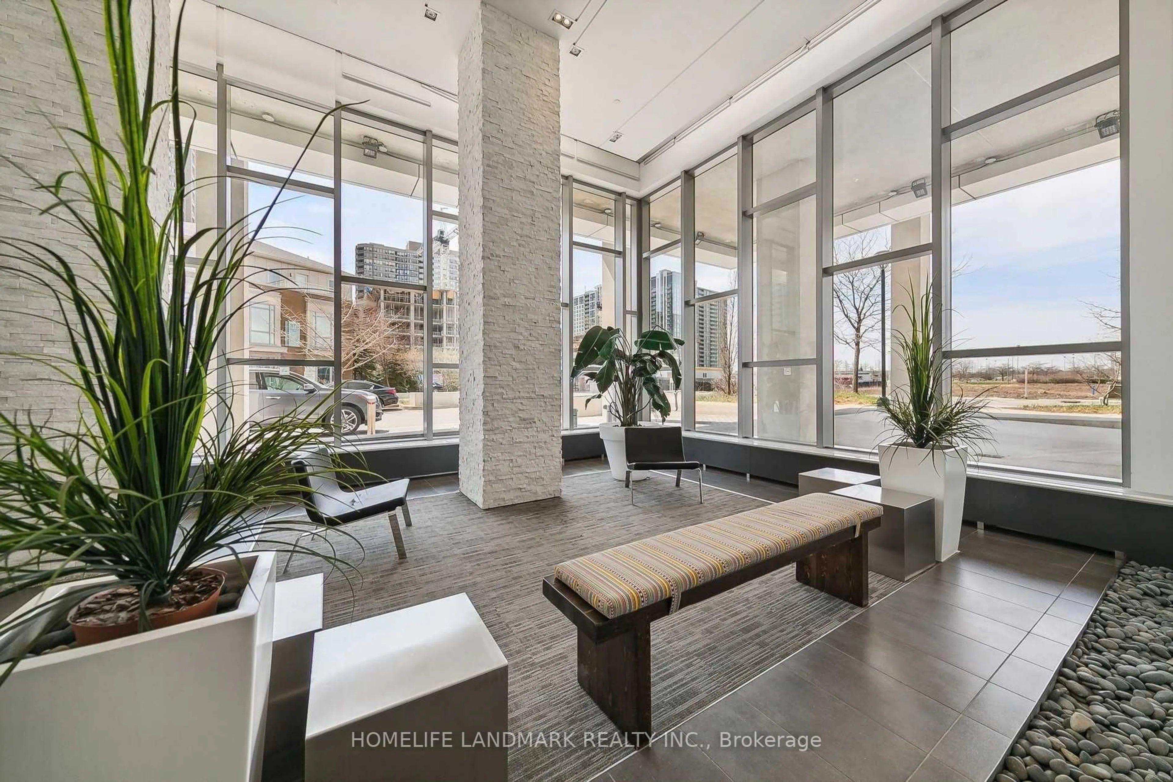 Lobby for 360 Square One Dr #607, Mississauga Ontario L5B 0G7