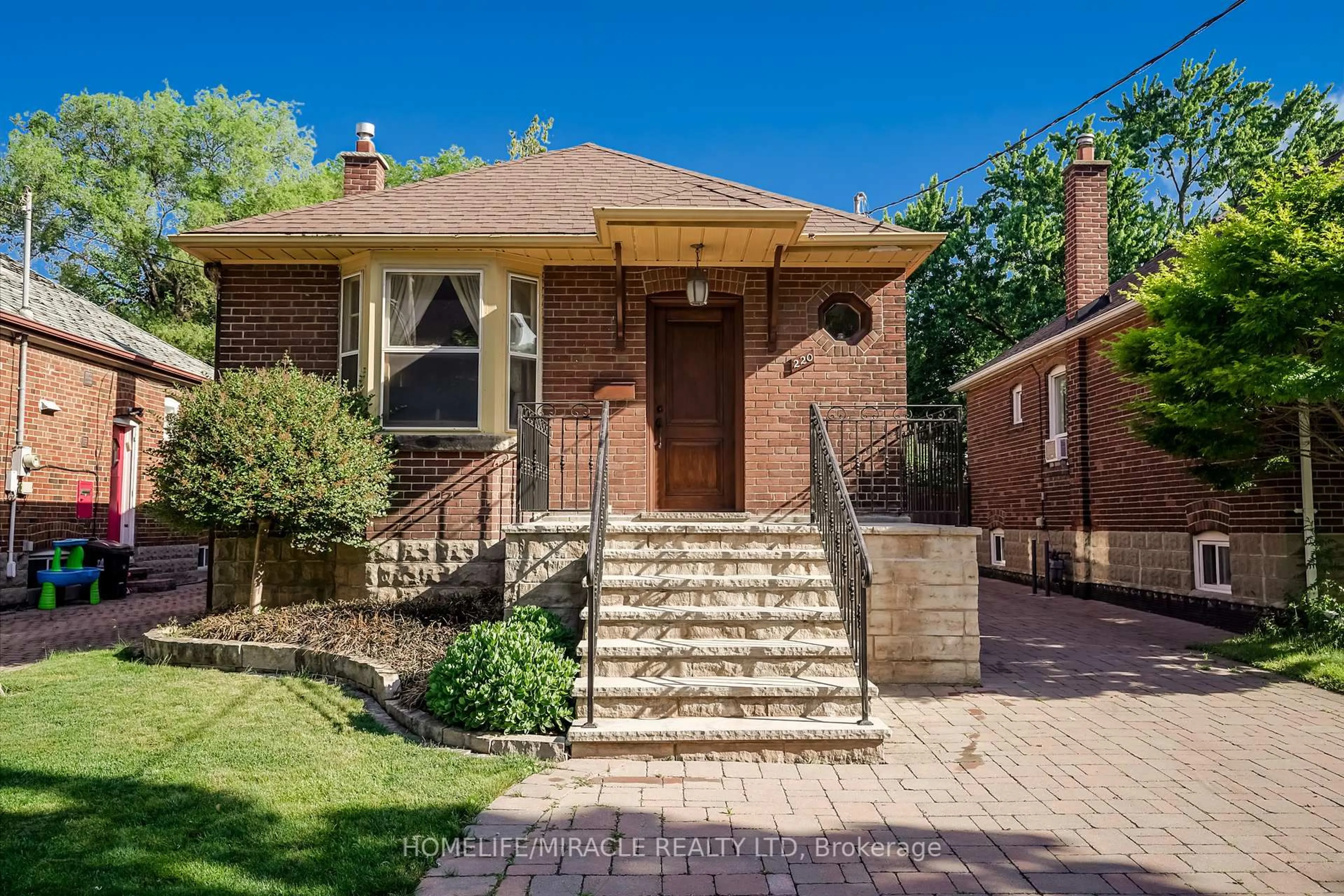 Home with brick exterior material, street for 220 Glen park Ave, Toronto Ontario M6B 2C9