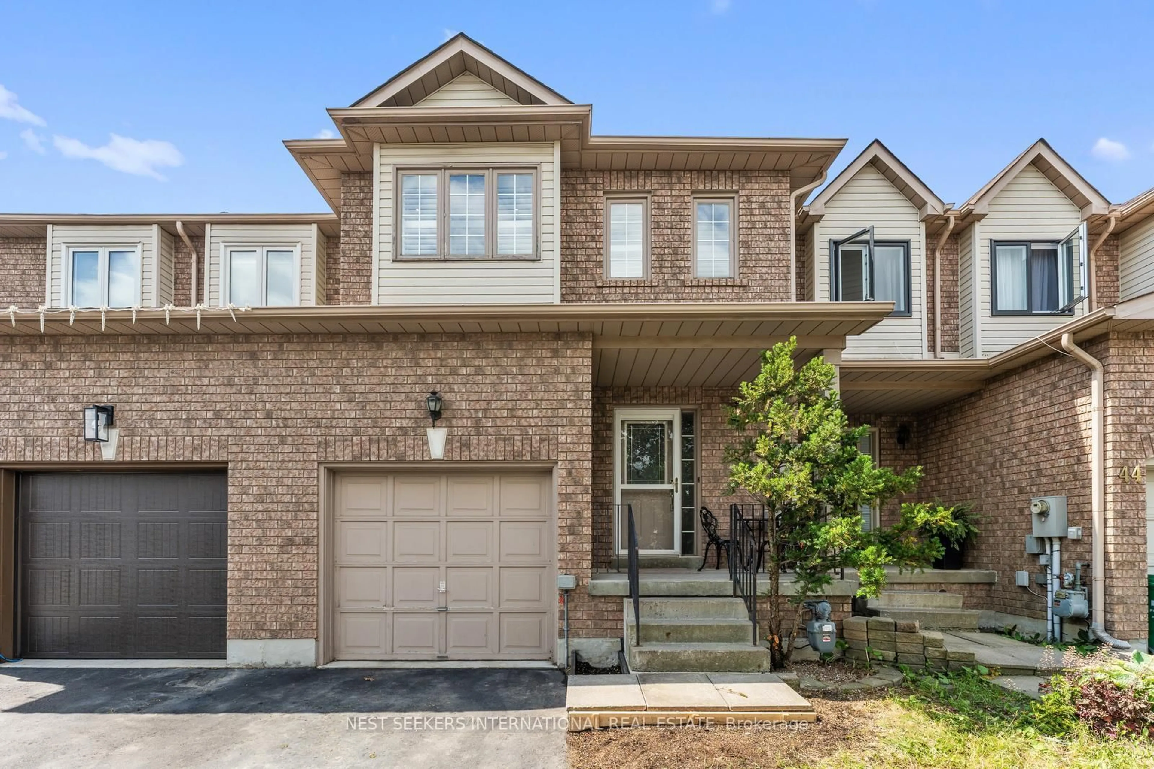 Home with brick exterior material, street for 46 Waterbury St, Caledon Ontario L7E 1X4