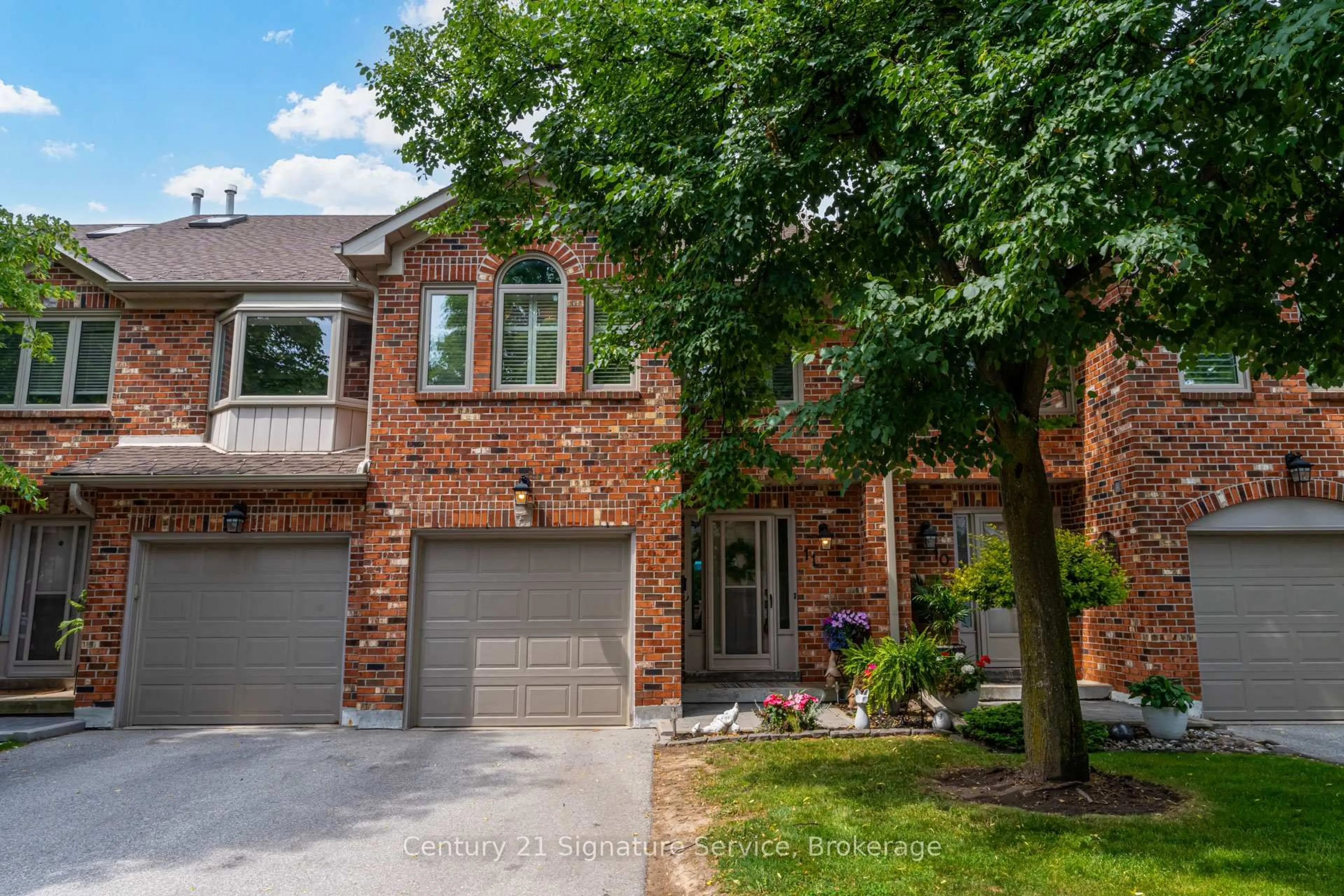 Home with brick exterior material, street for 2230 Walkers Line #11, Burlington Ontario L7M 3Y8