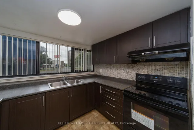 Additional property image - 4661 Jane St Unit 145