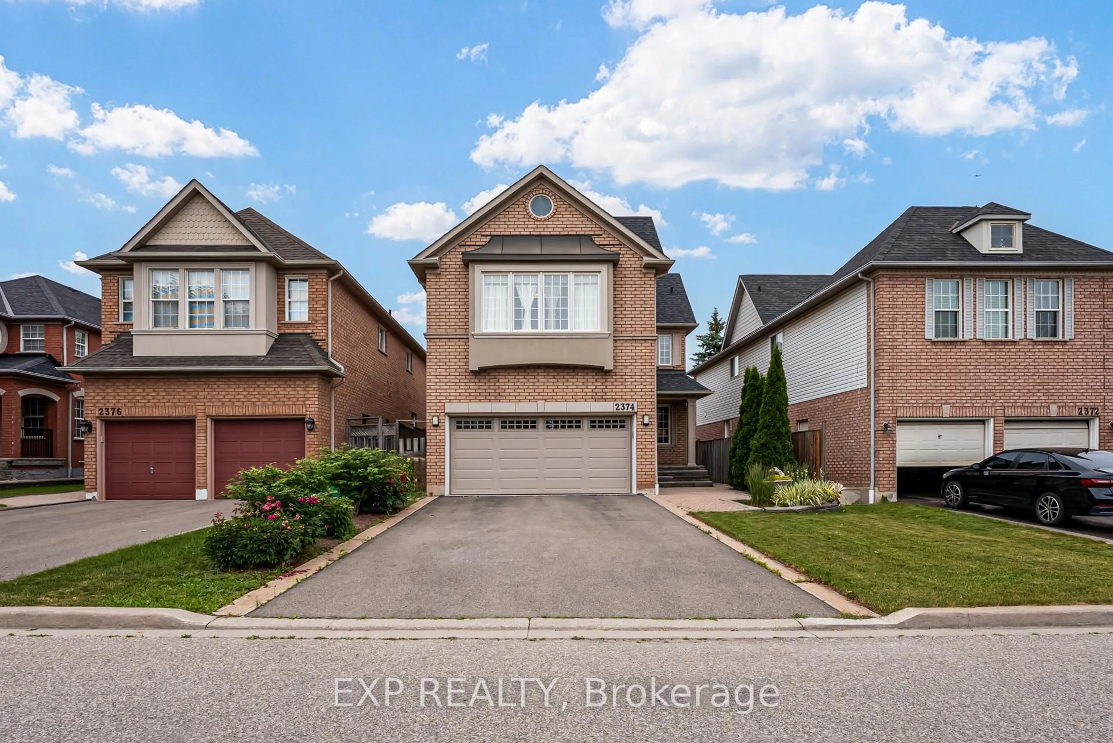 Home with brick exterior material, street for 2374 Bankside Dr, Mississauga Ontario L5M 6E5
