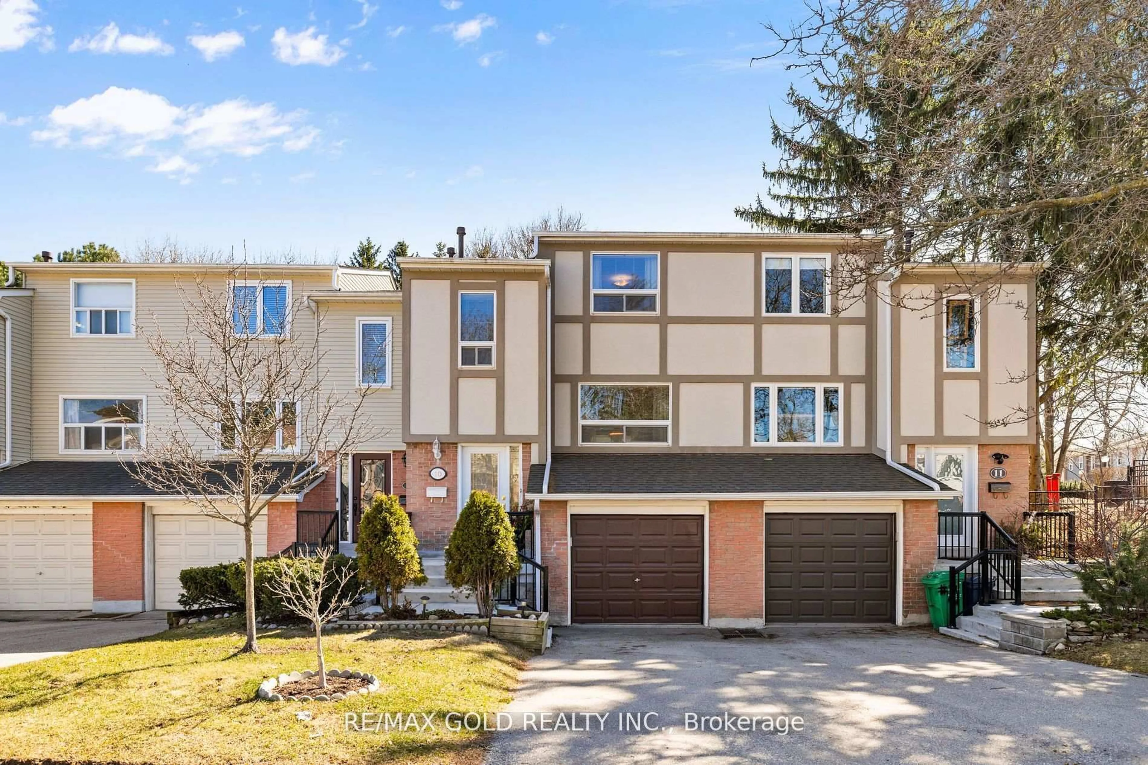 Unknown for 1050 Shawnmarr Rd #10, Mississauga Ontario L5H 3V1