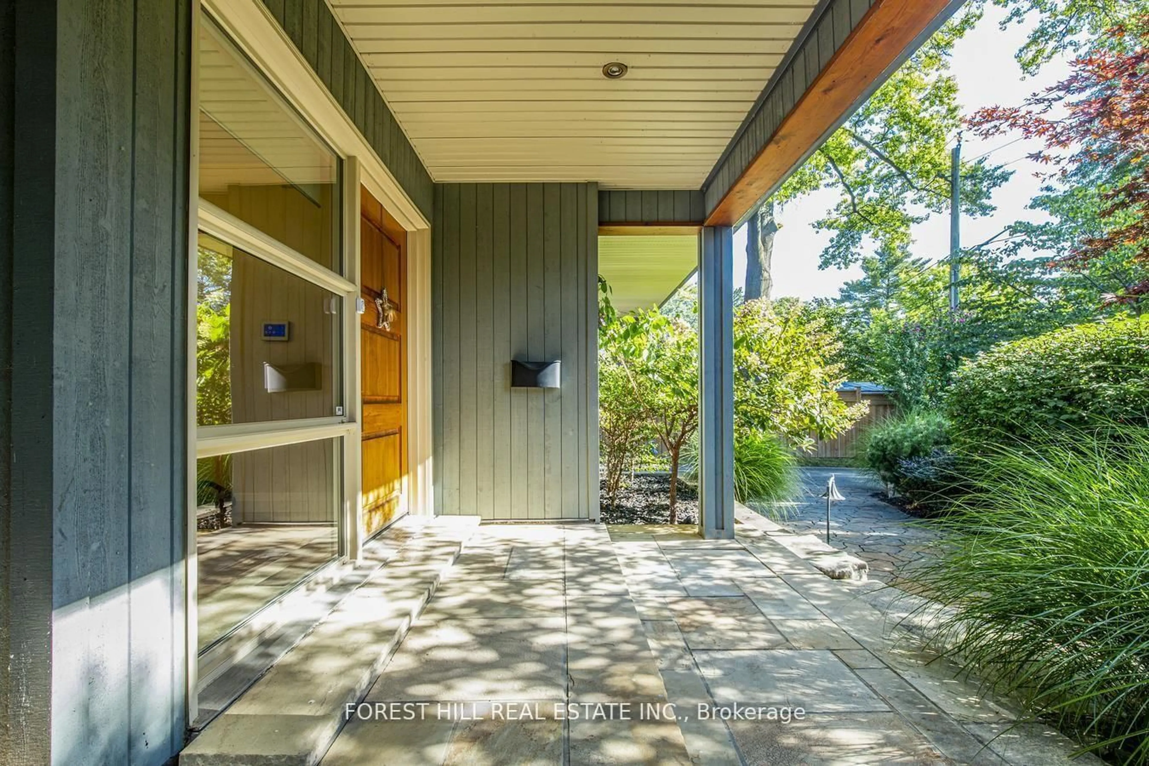 Patio, unknown for 193 Lakewood Dr, Oakville Ontario L6K 1B3