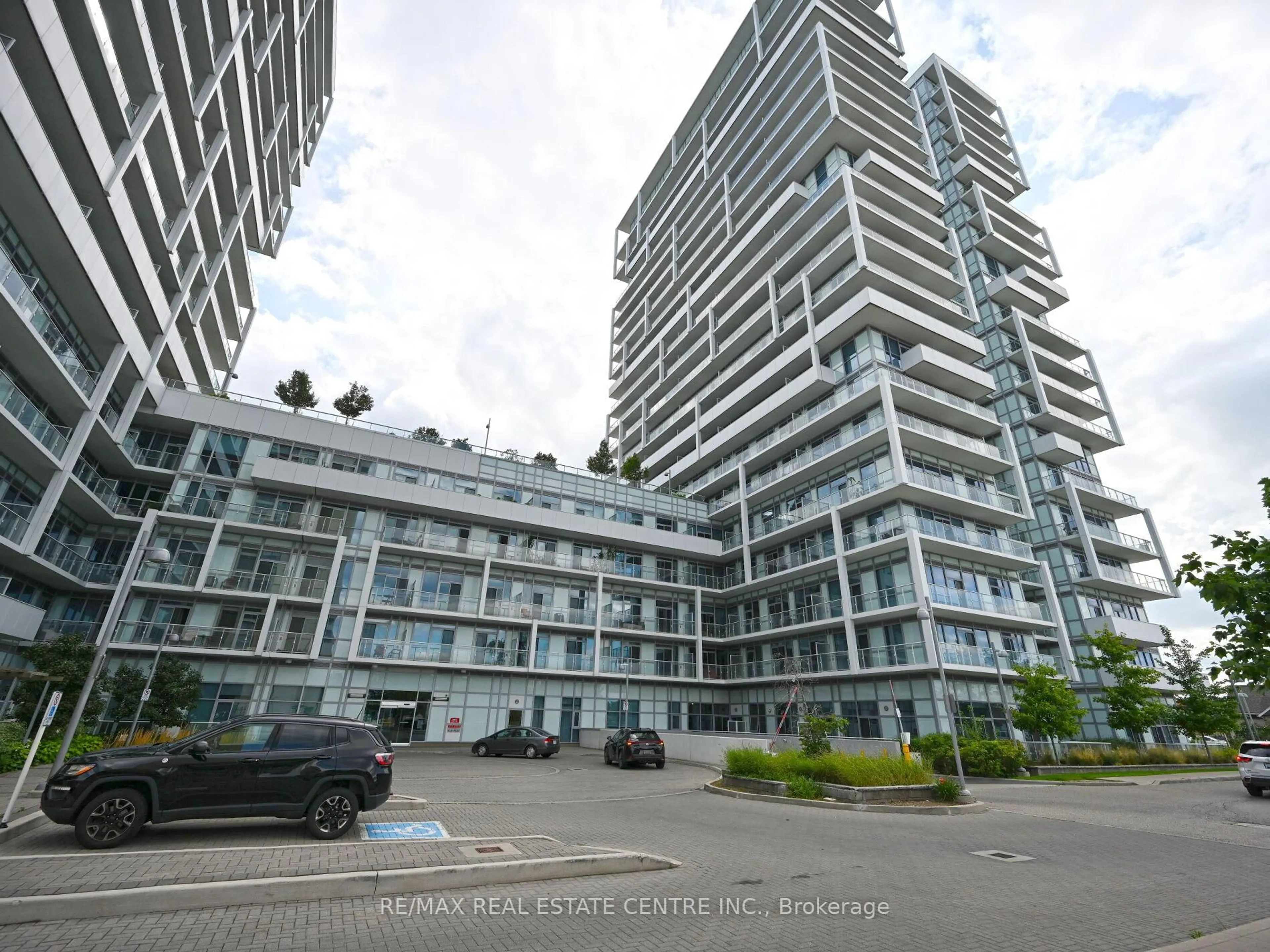 Unknown for 65 Speers Rd #505, Oakville Ontario L6K 0J1