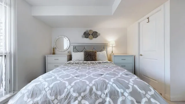 Additional image 17 of 235 Sherway Gardens Rd Unit 1702