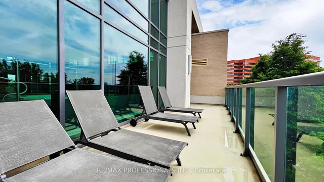 Additional image 8 of 235 Sherway Gardens Rd Unit 1702