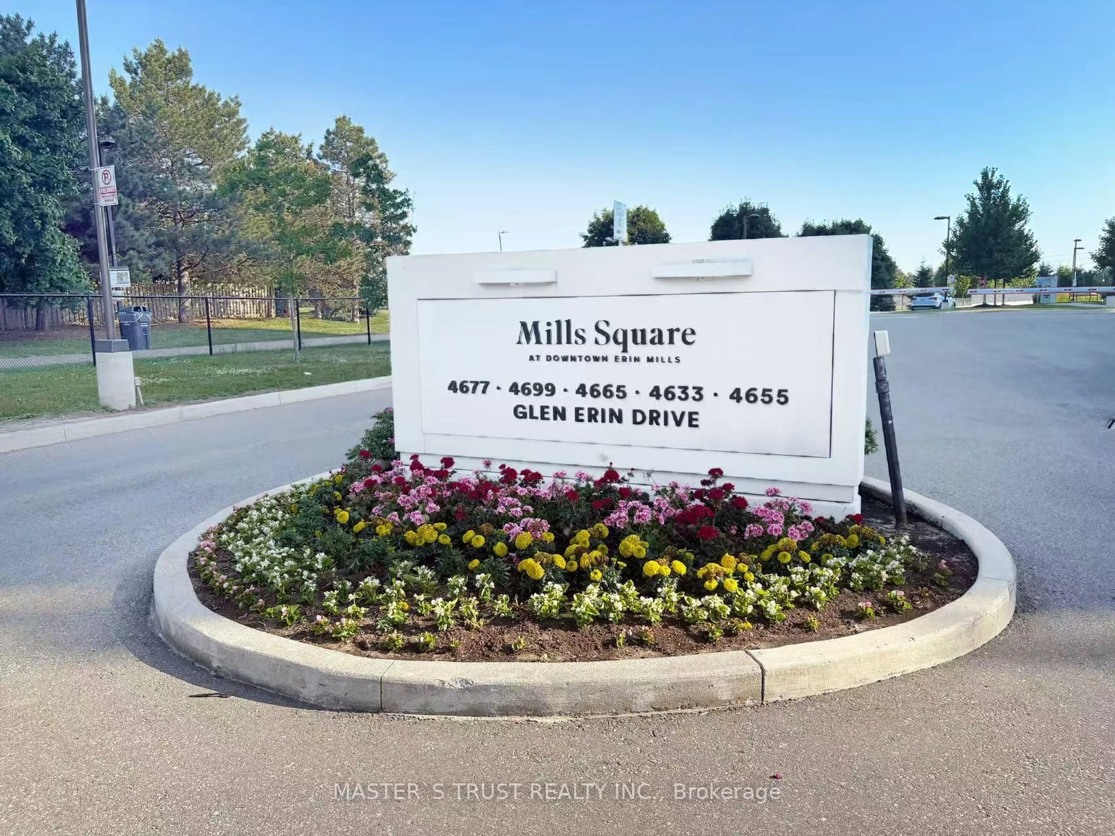 Unknown for 4699 Glen Erin Dr #403, Mississauga Ontario L5M 2E5
