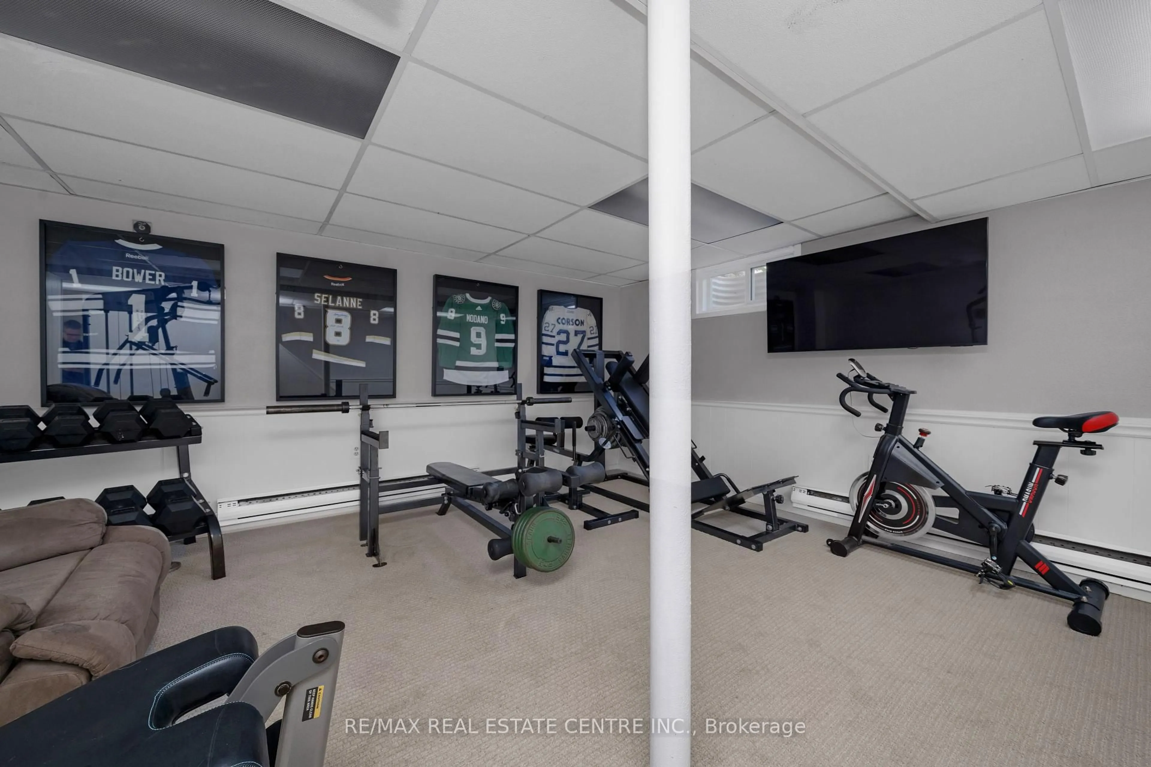 Gym or fitness room for 20 Mountainview Rd #25, Halton Hills Ontario L7G 4K3