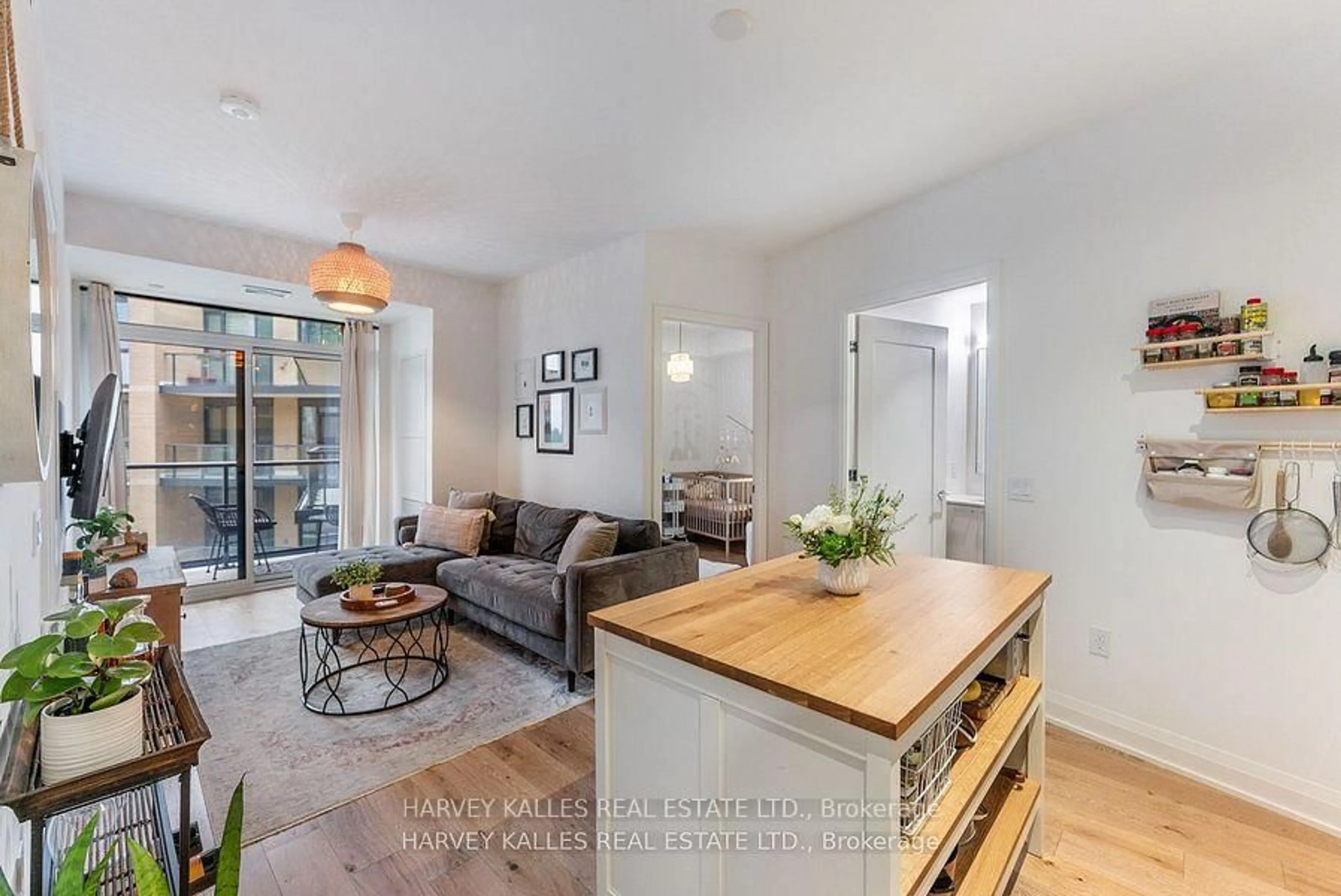 Open concept kitchen, unknown for 293 The Kingsway #521, Toronto Ontario M9A 0E8