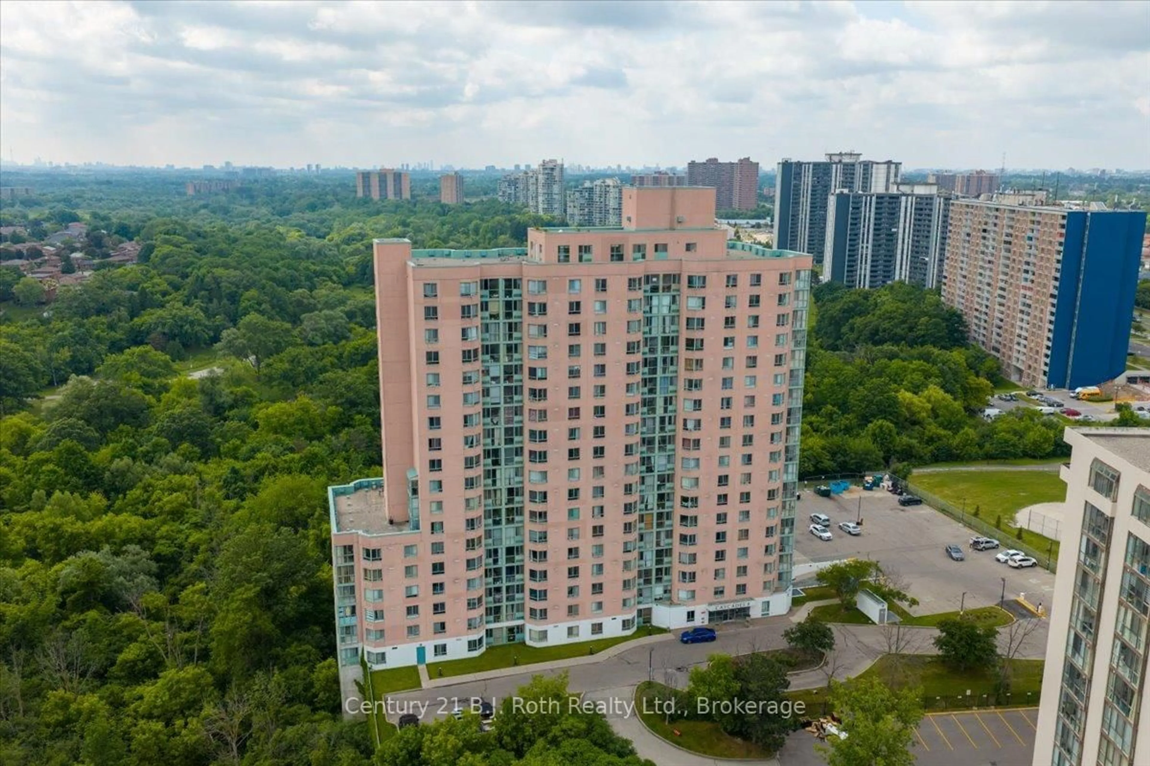 A pic from outside/outdoor area/front of a property/back of a property/a pic from drone, city buildings view from balcony for 41 MARKBROOK Lane #614, Toronto Ontario M9V 5E6