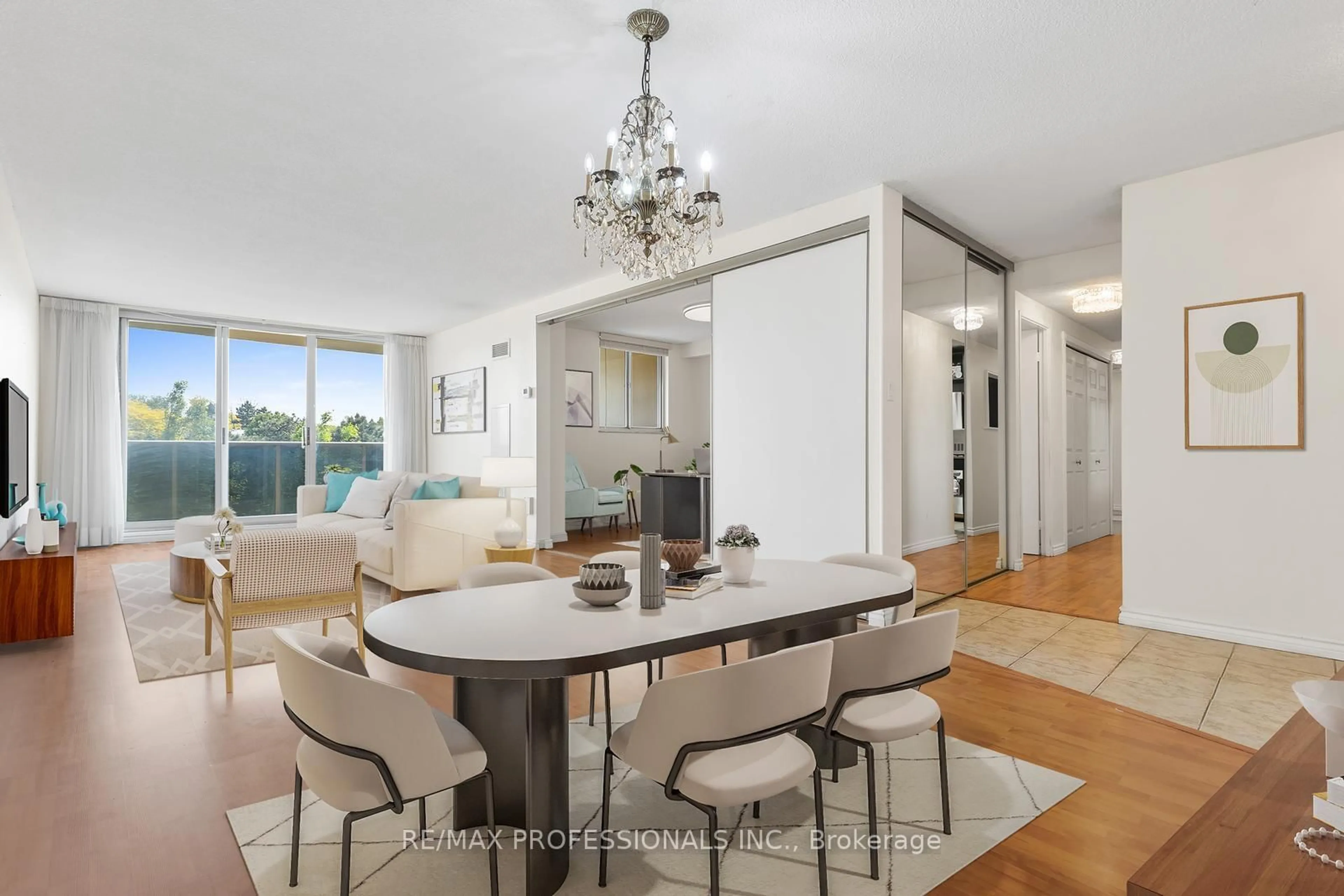 Dining room, unknown for 812 Burnhamthorpe Rd #306, Toronto Ontario M9C 4W1