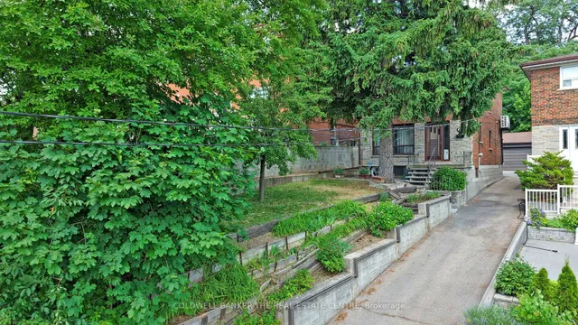Additional image 8 of 947 Saint Clarens Ave