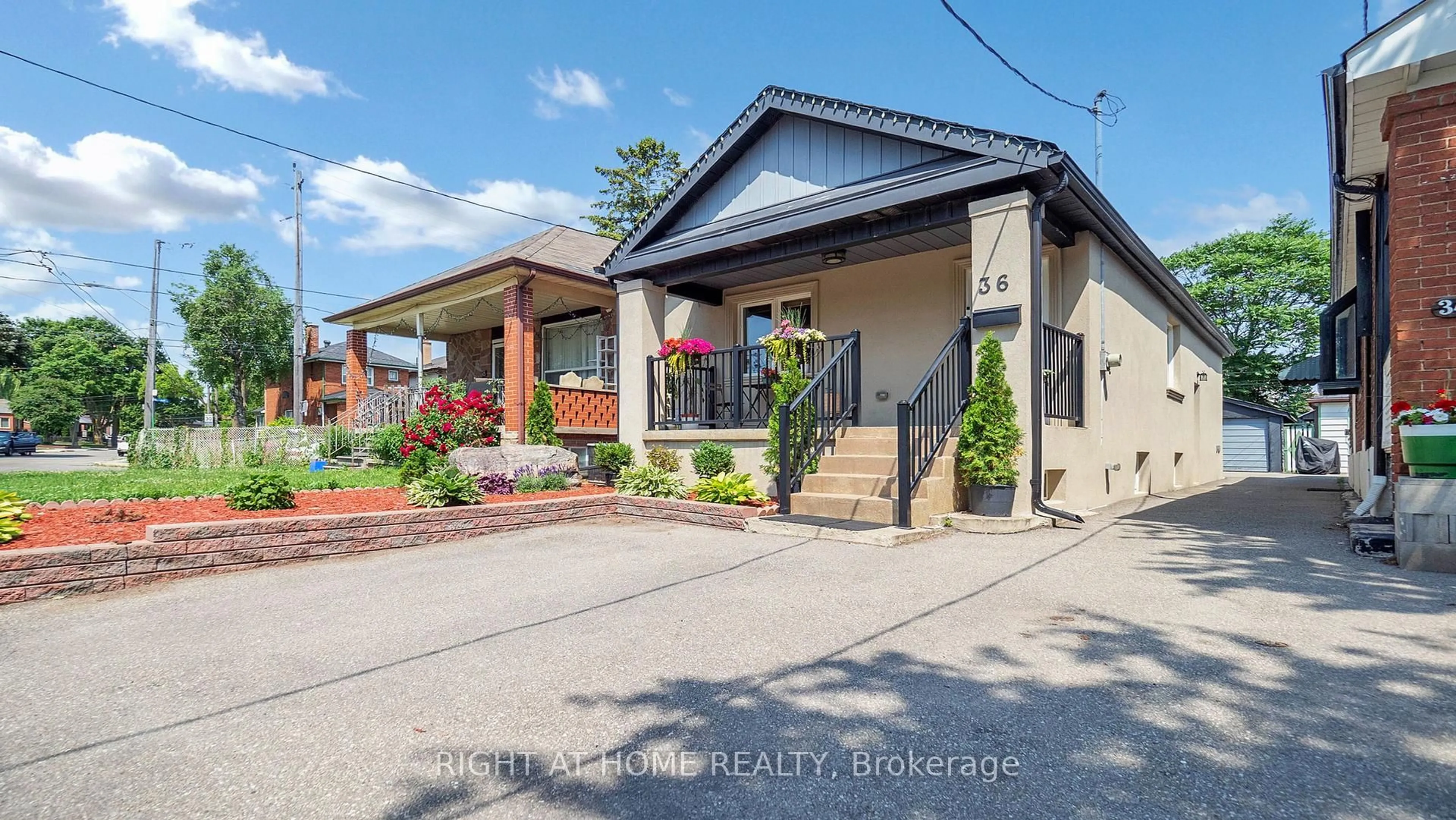 Unknown for 36 Juliet Cres, Toronto Ontario M6M 1N4