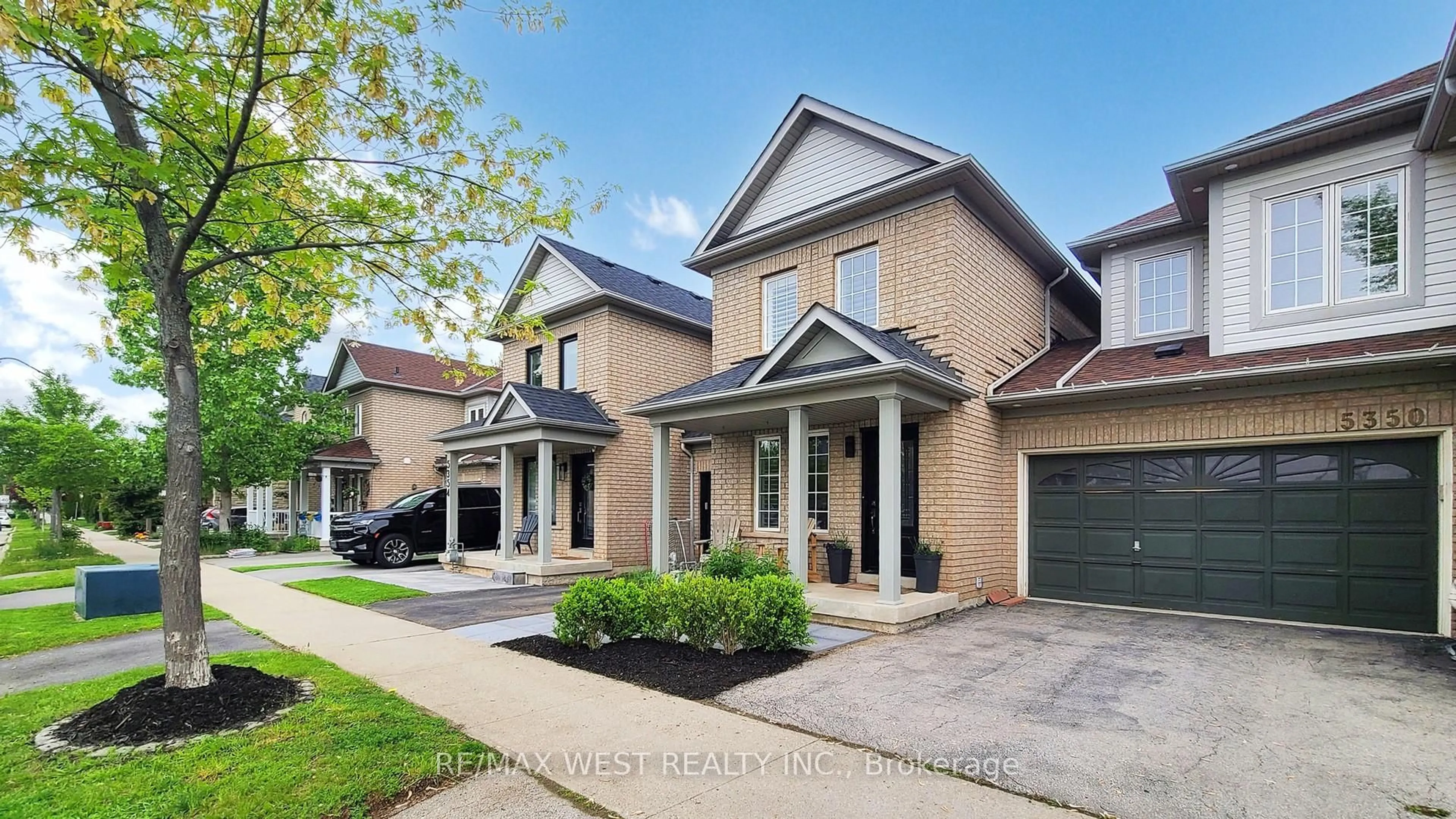 Home with brick exterior material, street for 5352 Dryden Ave, Burlington Ontario L7L 6Y7