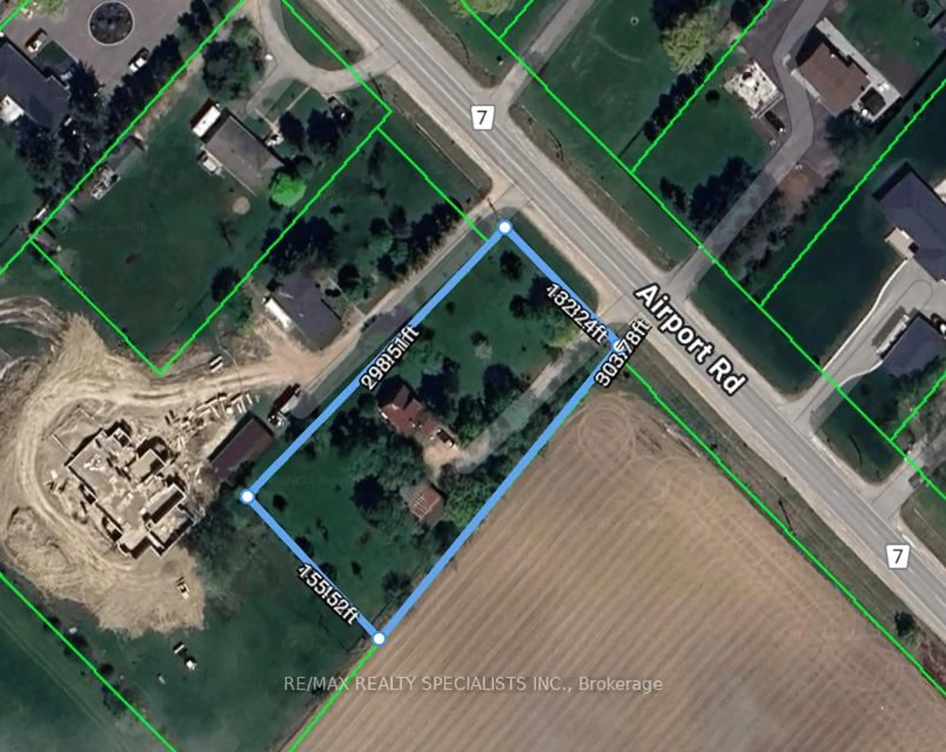 A pic from outside/outdoor area/front of a property/back of a property/a pic from drone, street for 15208 Airport Rd, Caledon Ontario L7C 2W7