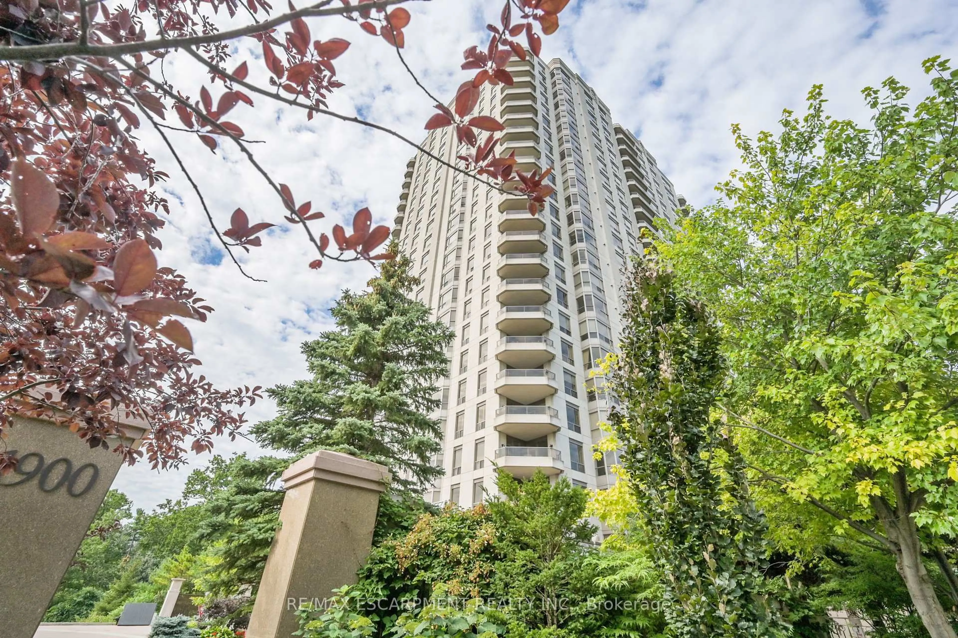 Unknown for 1900 The Collegeway #PH7, Mississauga Ontario L5L 5Y8
