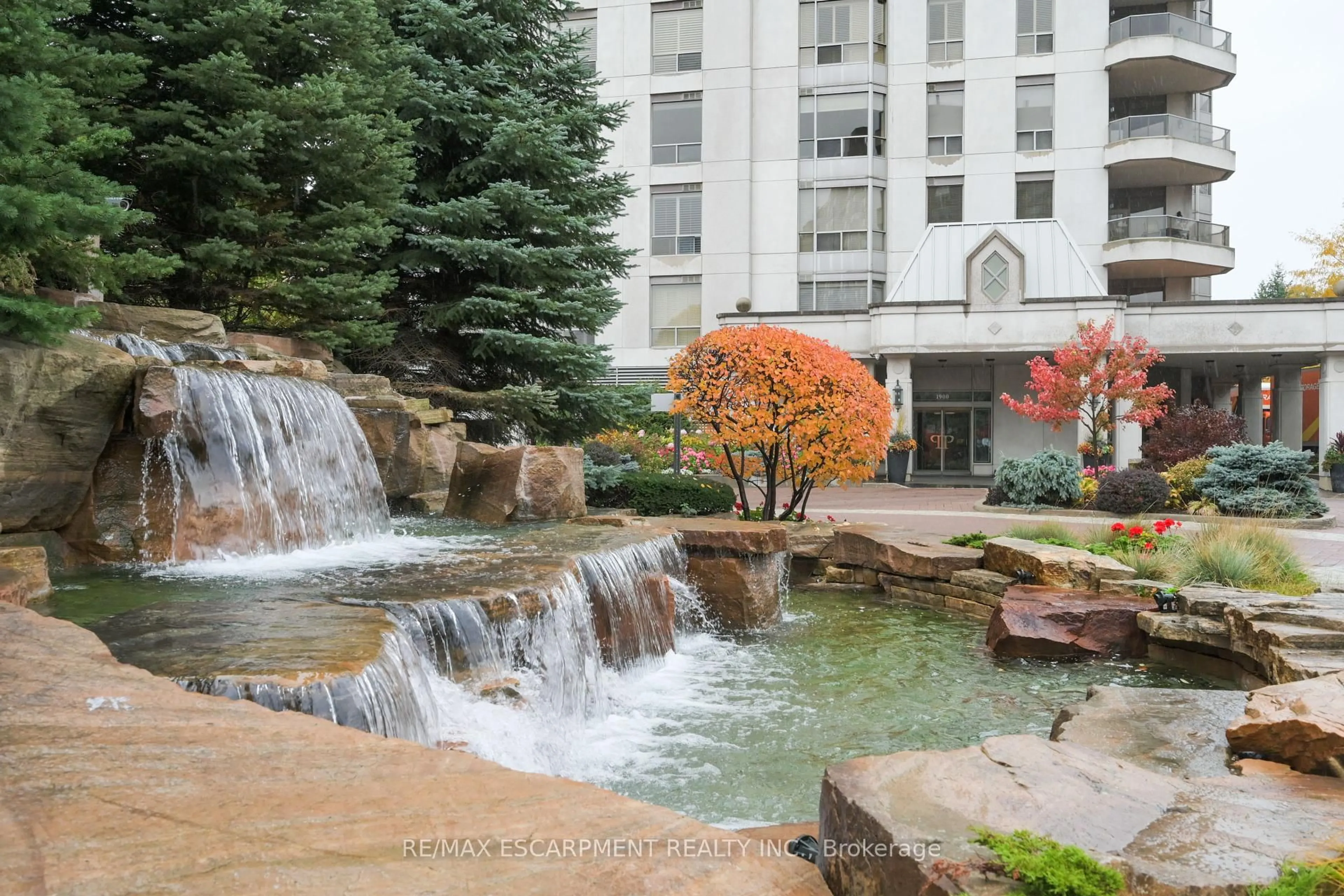 Unknown for 1900 The Collegeway #PH7, Mississauga Ontario L5L 5Y8