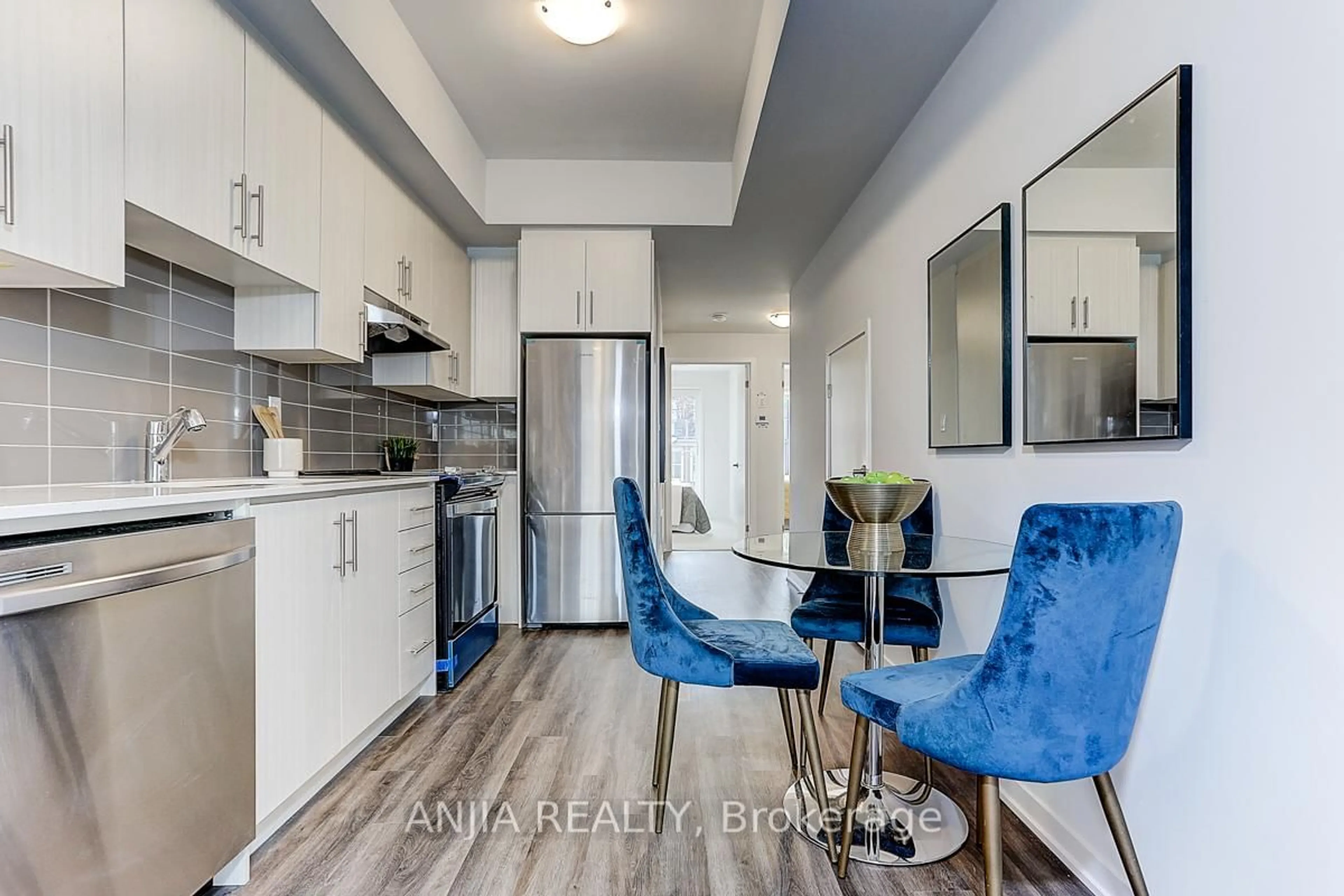 Open concept kitchen, unknown for 5 William Jackson Way #50, Toronto Ontario M8V 0J7