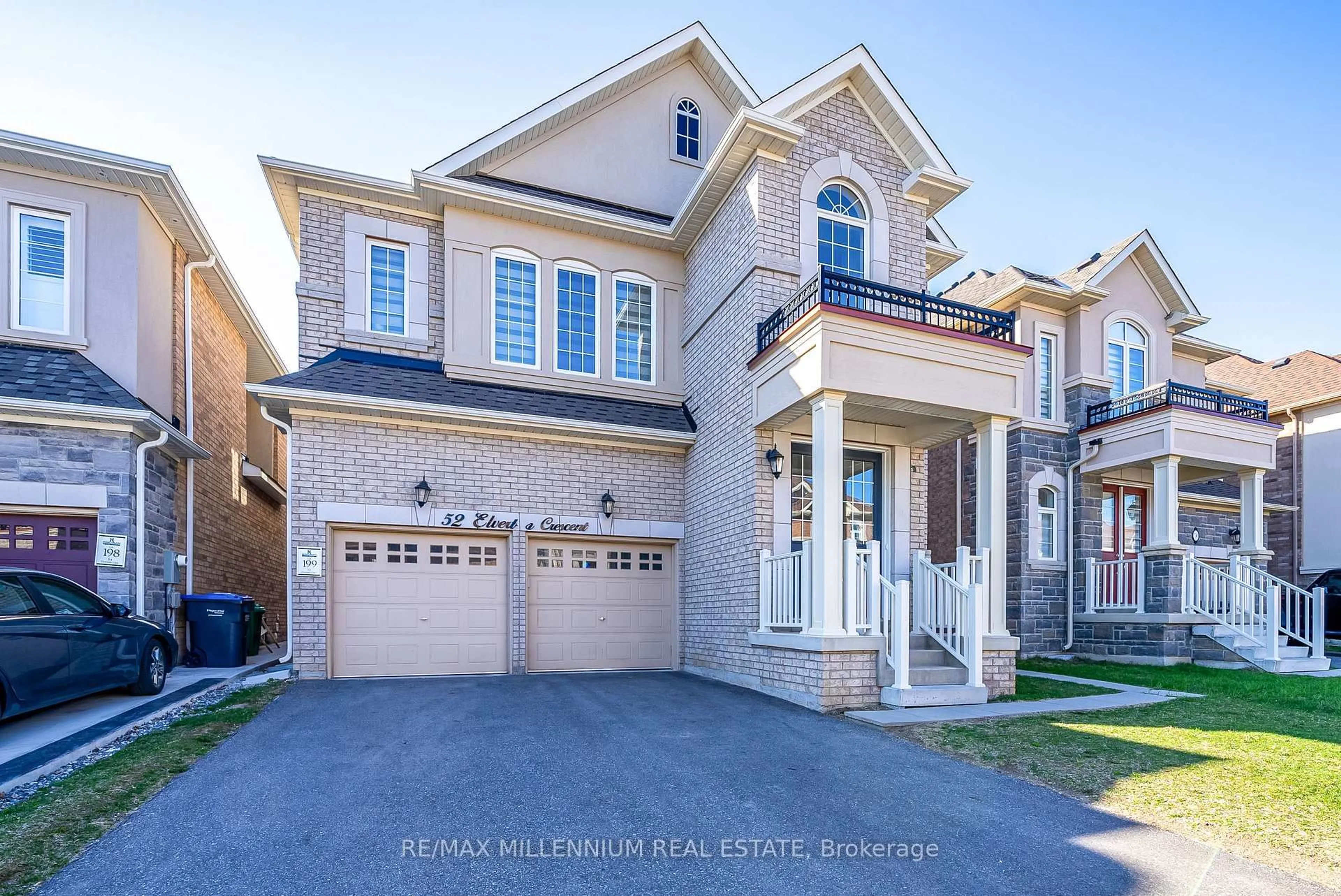 Home with brick exterior material, street for 52 Elverton Cres, Brampton Ontario L7A 4Z4