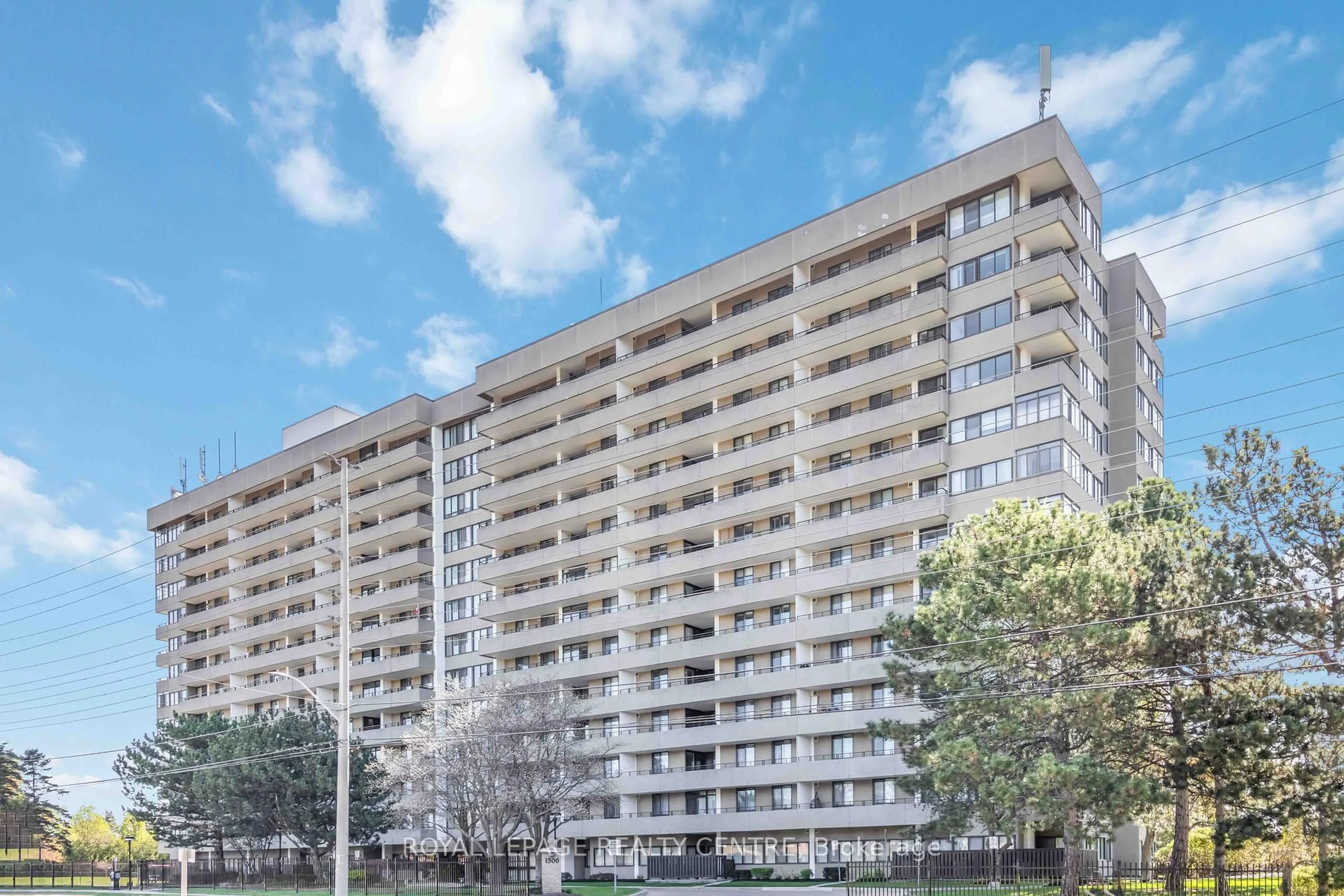 Unknown for 1300 MISSISSAUGA VALLEY Blvd #310, Mississauga Ontario L5A 3S8