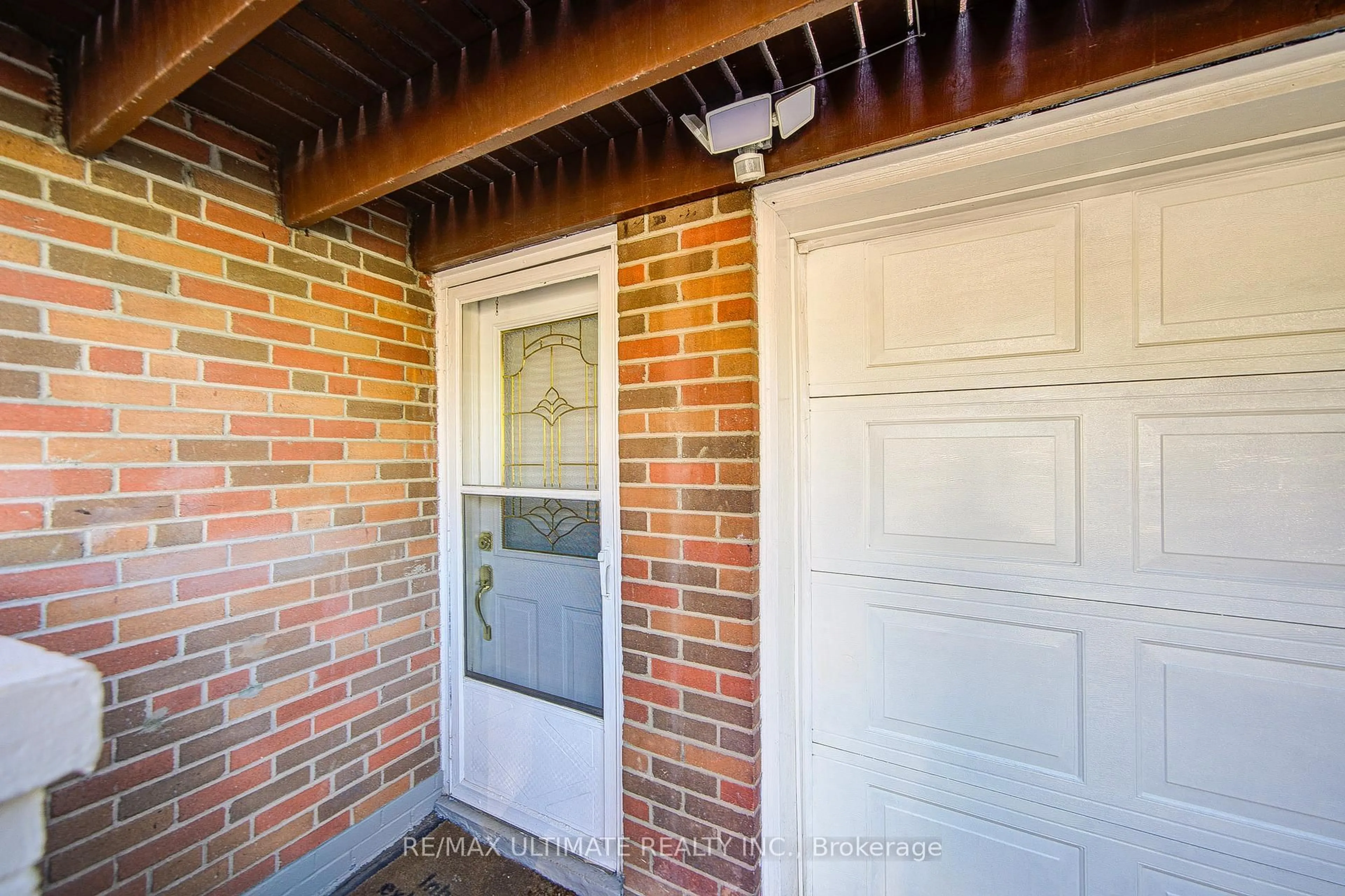 Unknown for 3097 Morning Star Dr, Mississauga Ontario L4T 1X1