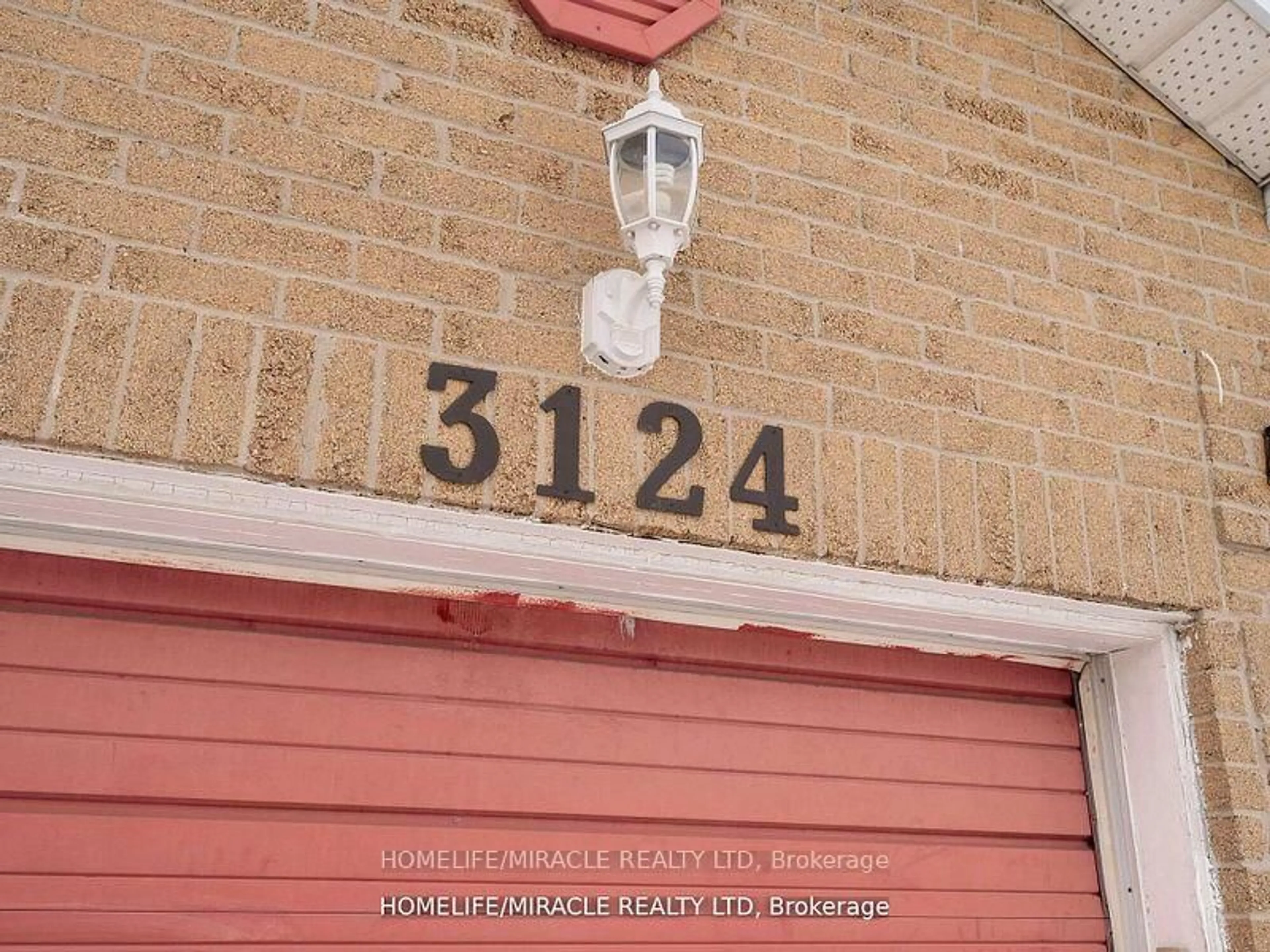 Indoor entryway for 3124 Patrick Cres, Mississauga Ontario L5N 3G5
