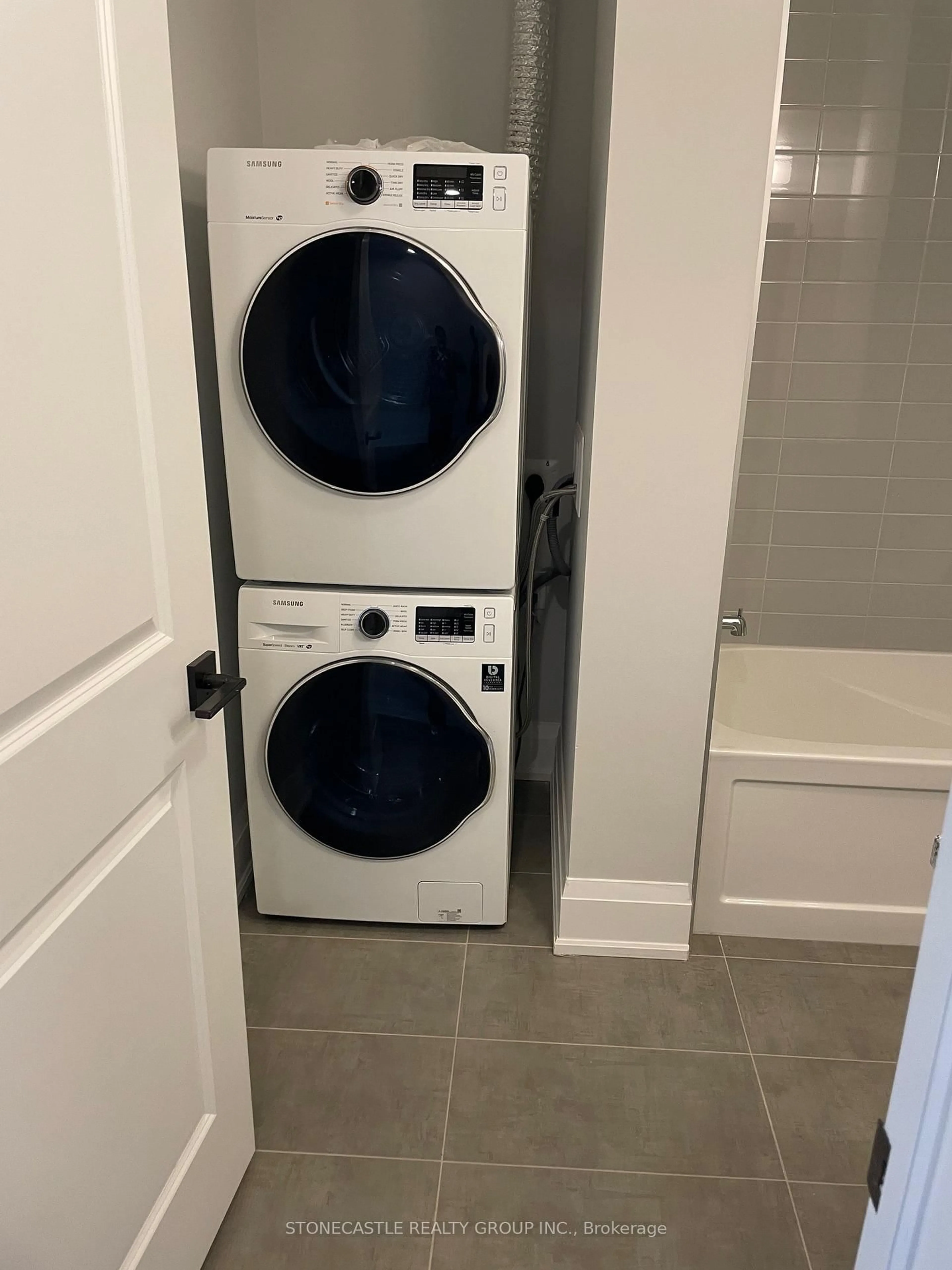 Laundry room for 4040 Upper Middle Rd #107, Burlington Ontario L7M 0H2