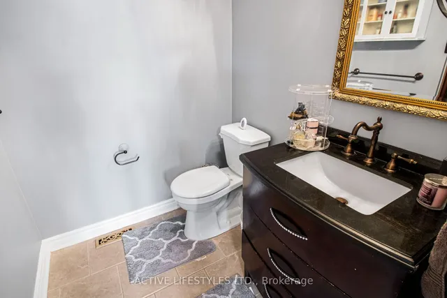 Additional property image - 10 Hartnell Sq Unit 59