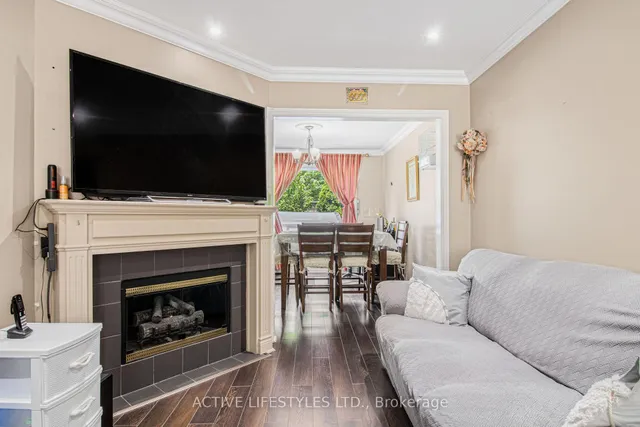 Additional property image - 10 Hartnell Sq Unit 59