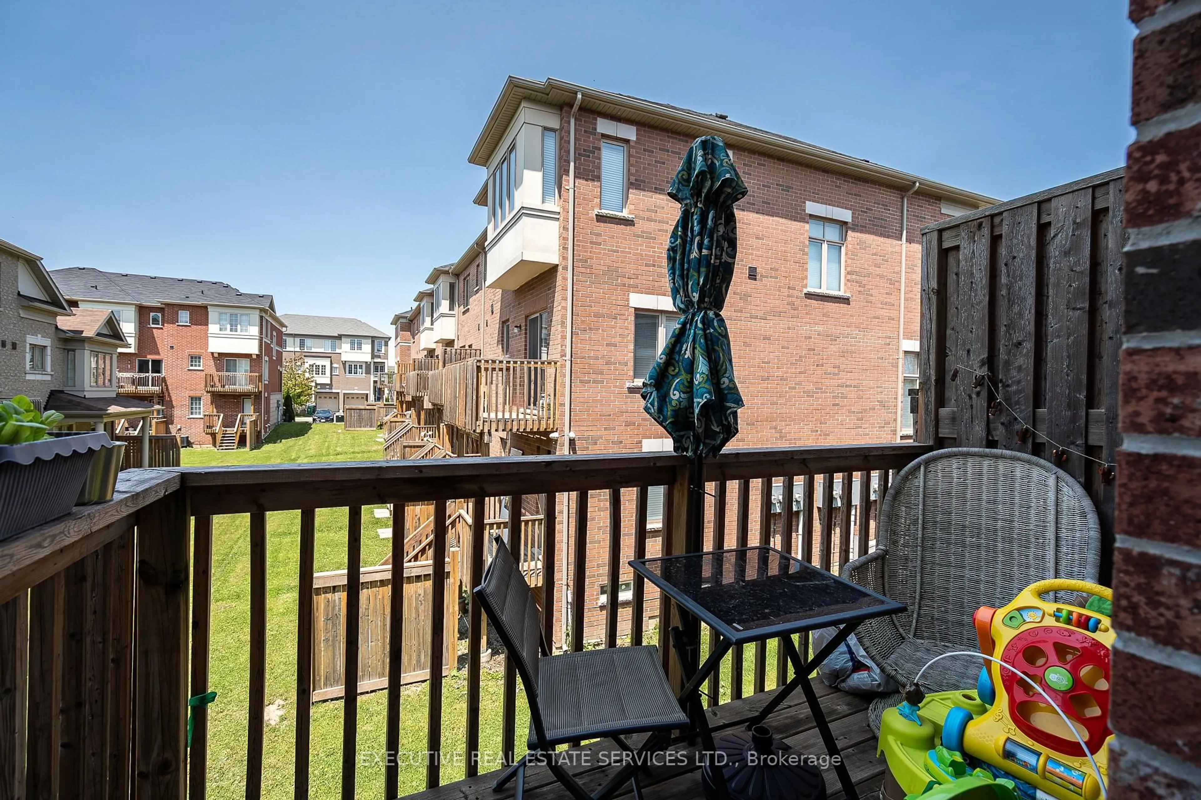 Balcony in the apartment, unknown for 6 Abercove Clse, Brampton Ontario L6Y 6E6
