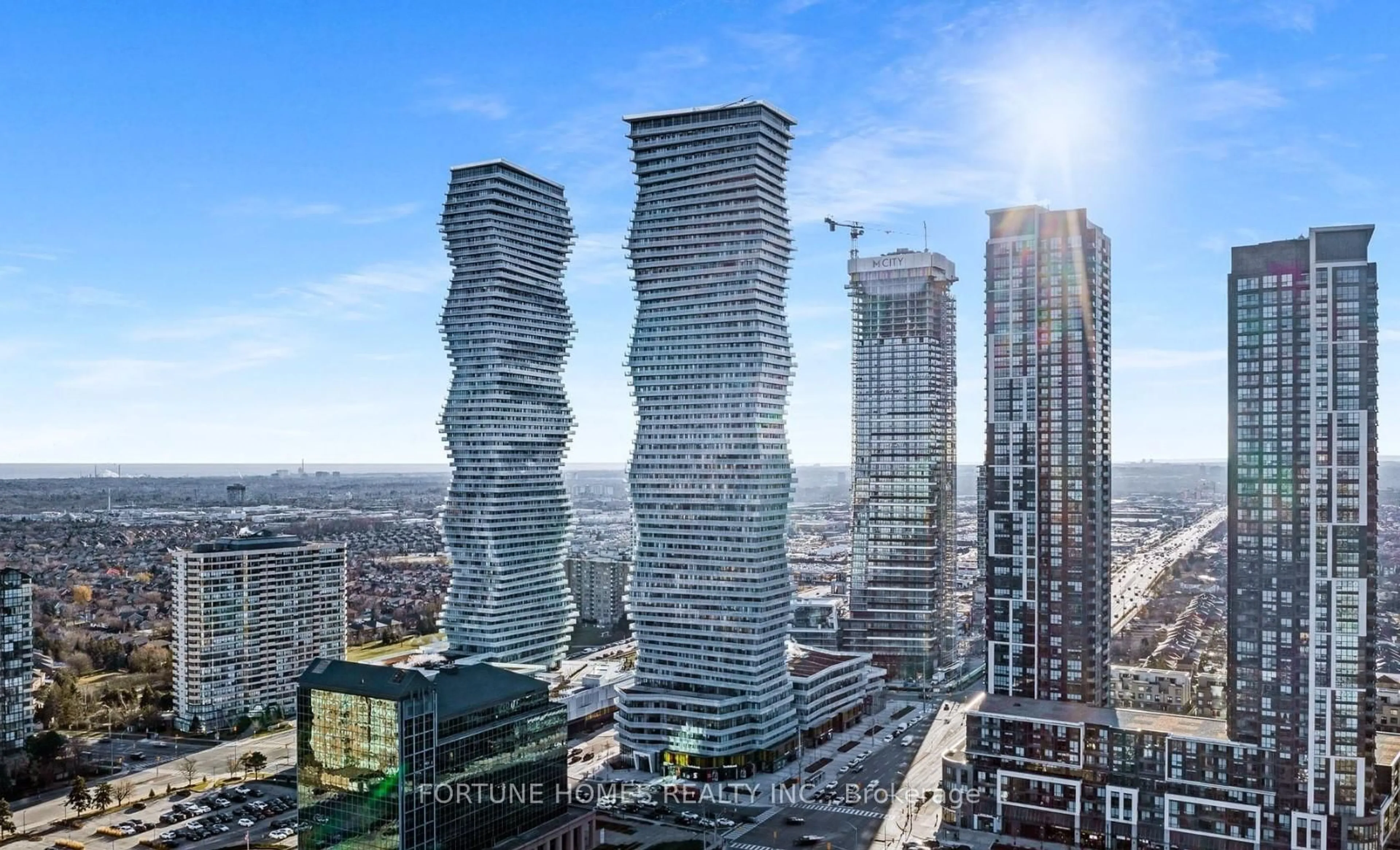 Unknown for 3900 confederation Pkwy #2707, Mississauga Ontario L5B 0M3