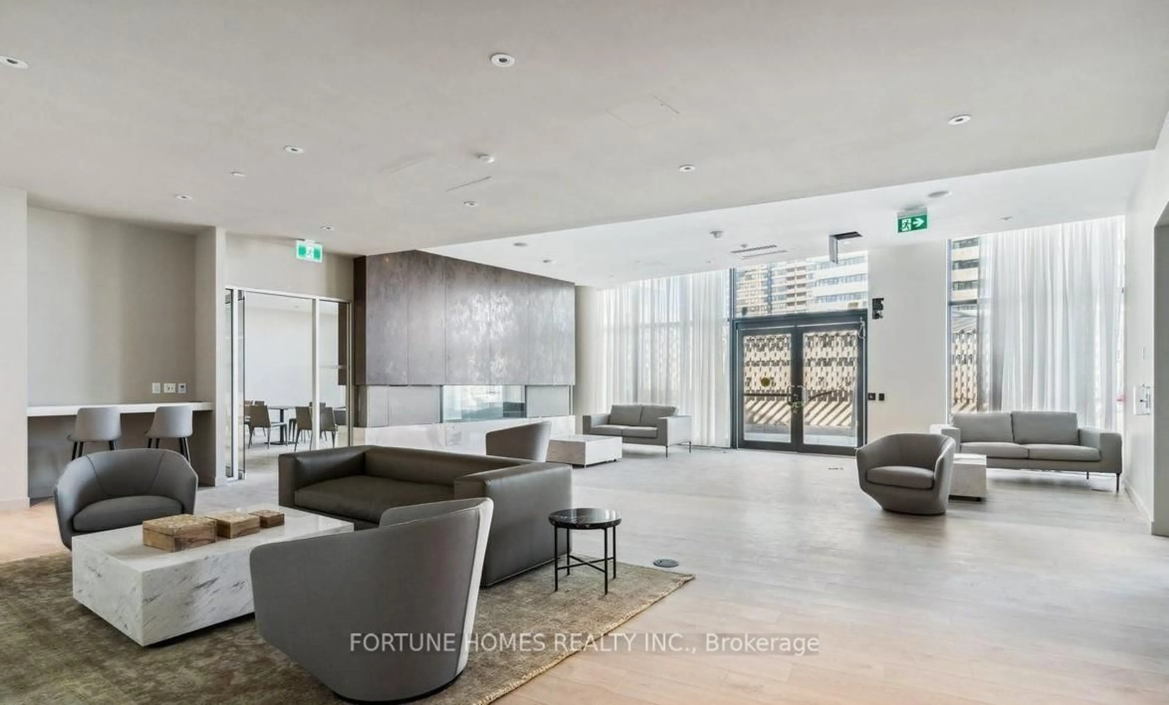 Lobby for 3900 confederation Pkwy #2707, Mississauga Ontario L5B 0M3