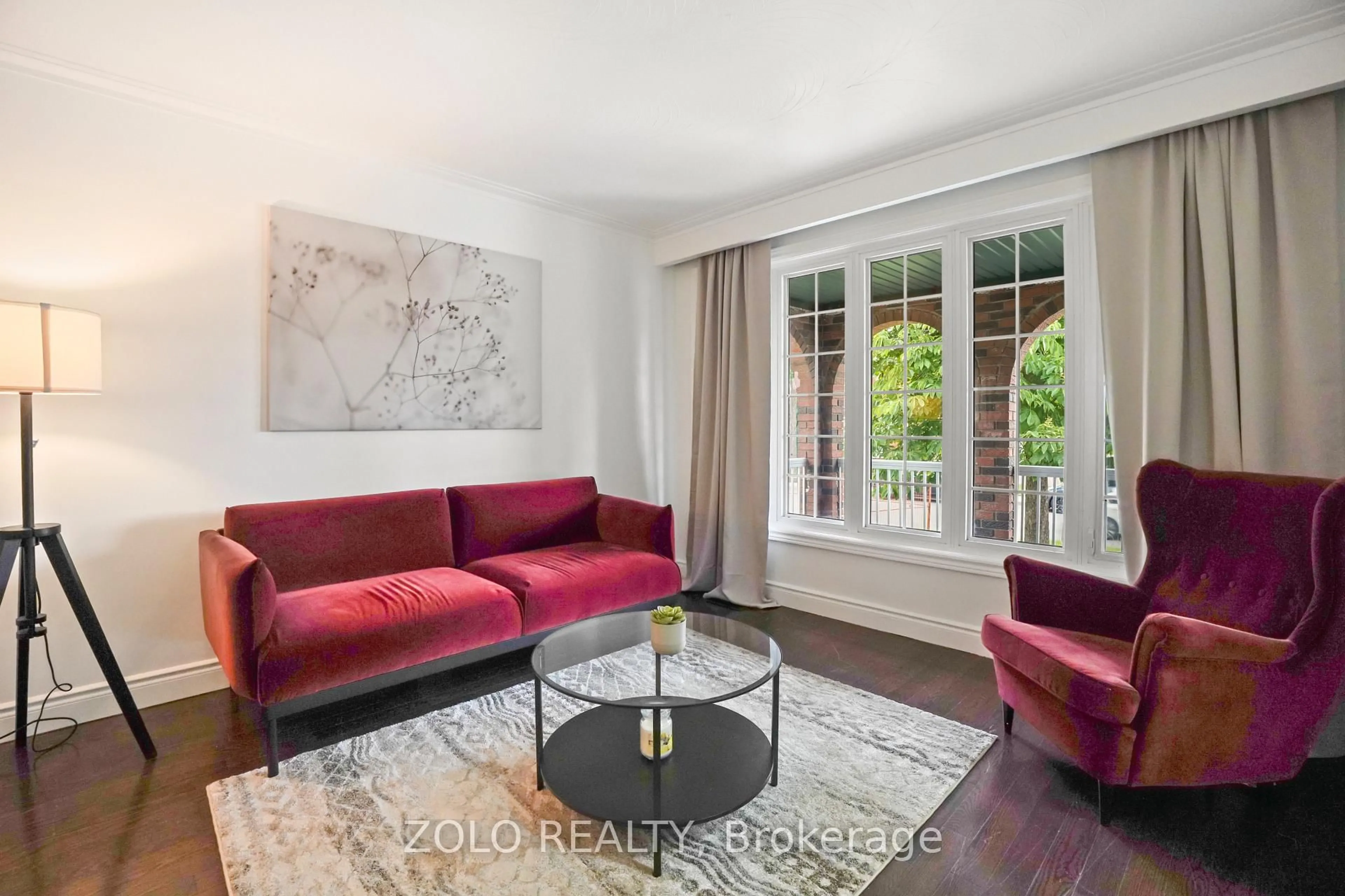 Living room with furniture, unknown for 19 Scarboro St, Mississauga Ontario L4T 1E3