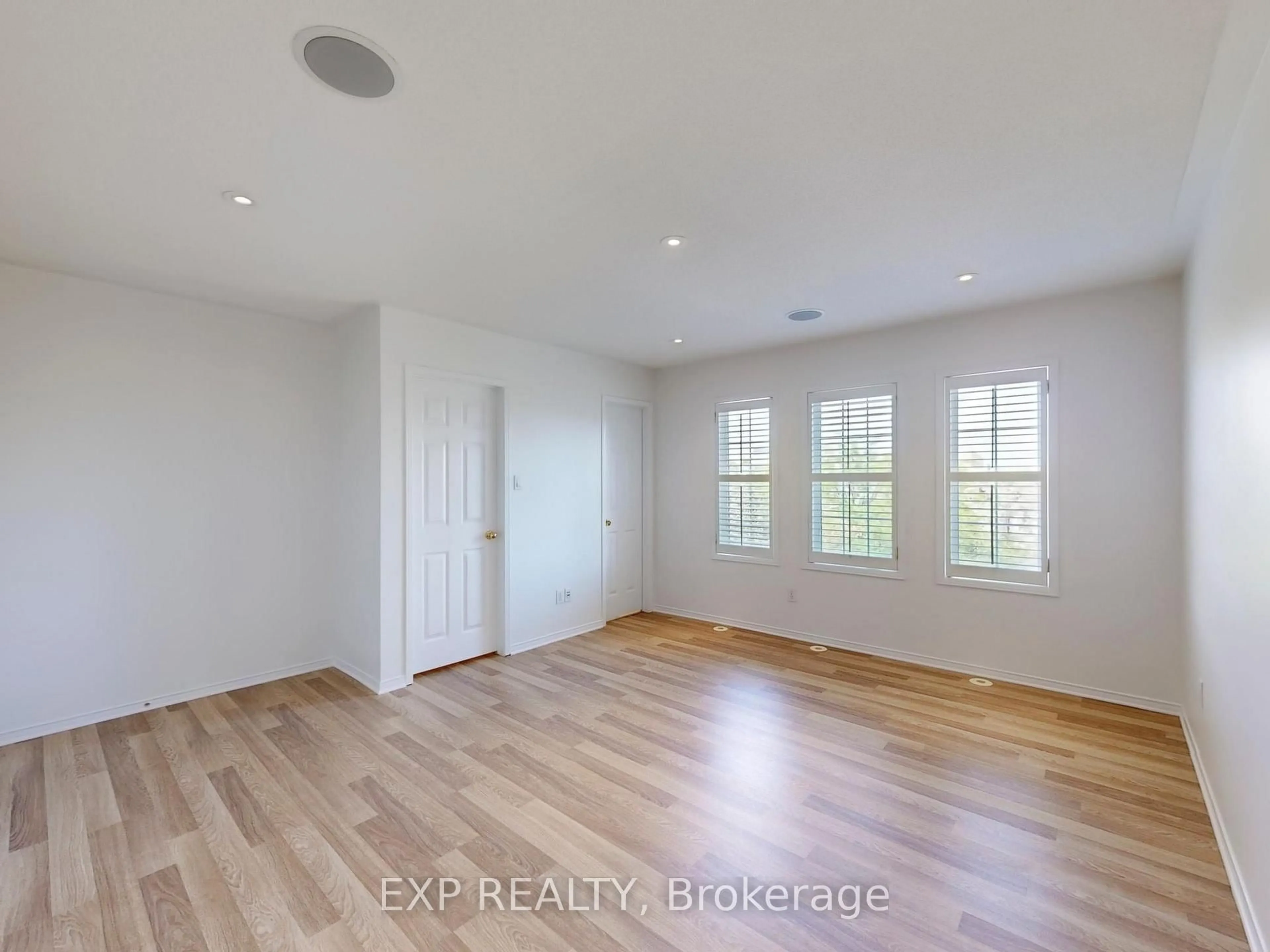 A pic of a room for 6630 Opera Glass Cres, Mississauga Ontario L5W 1R8