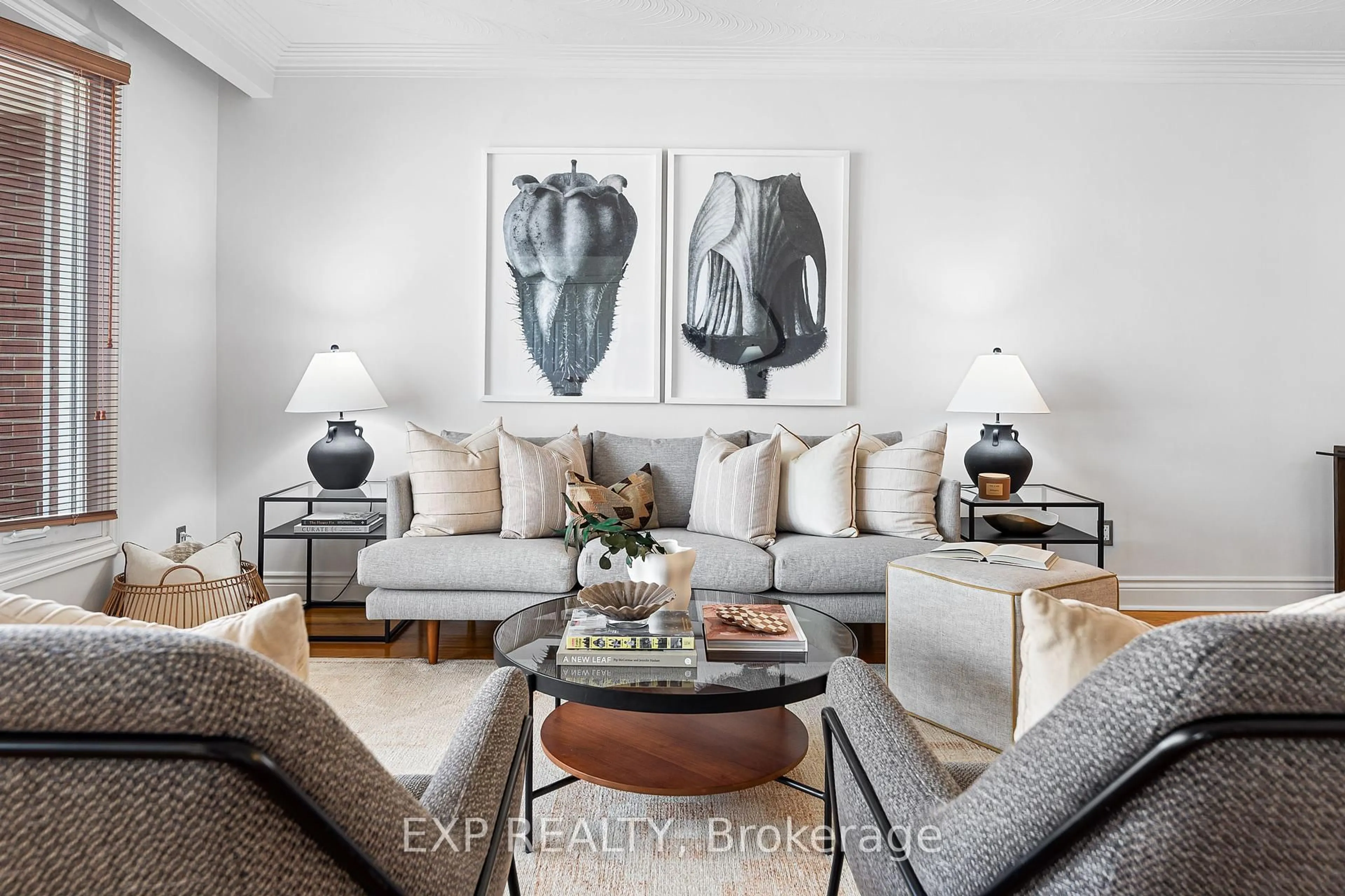 Living room with furniture, unknown for 7 Northcrest Rd, Toronto Ontario M9R 1P5