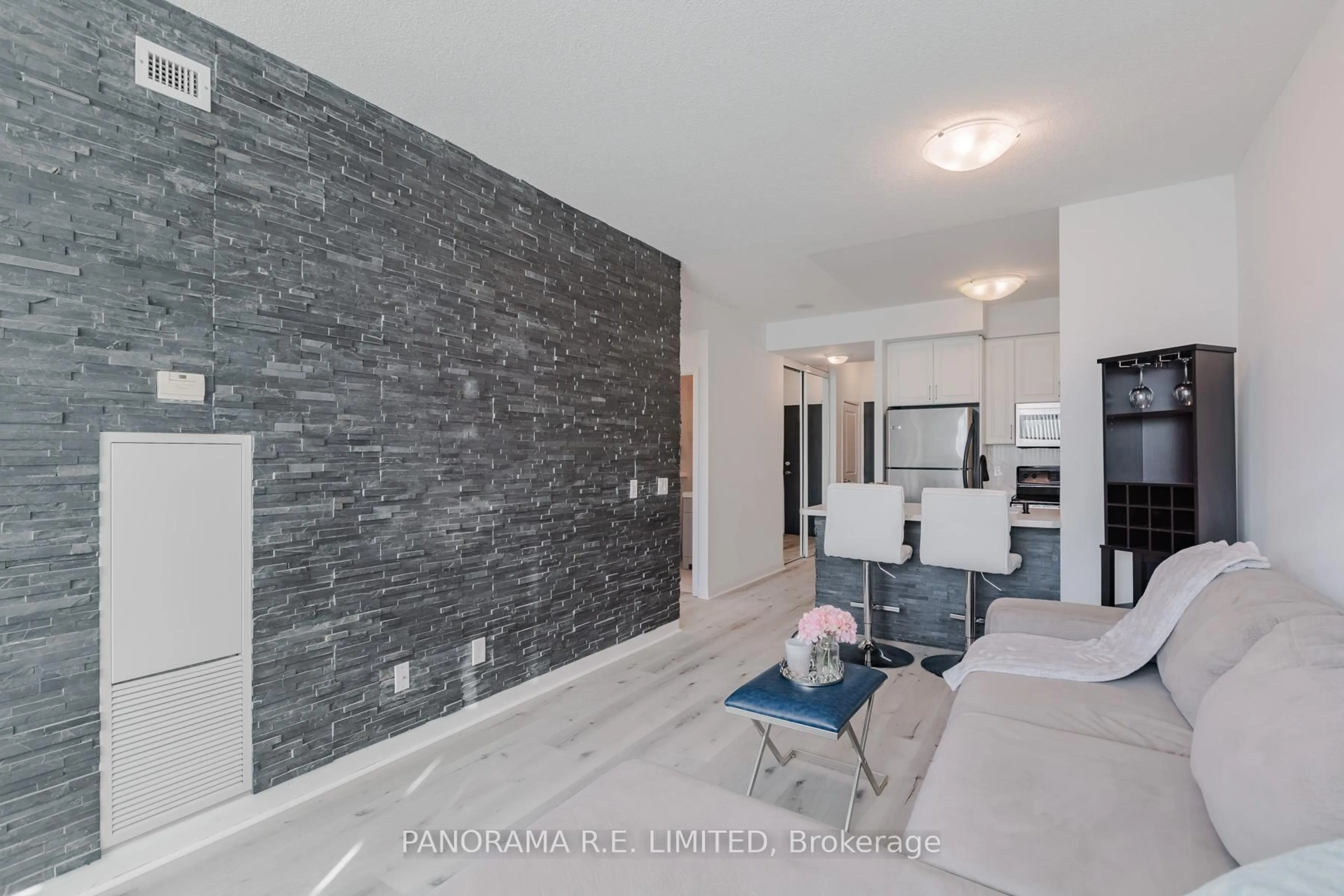 Unknown for 235 Sherway Gardens Rd #207, Toronto Ontario M9C 0A2