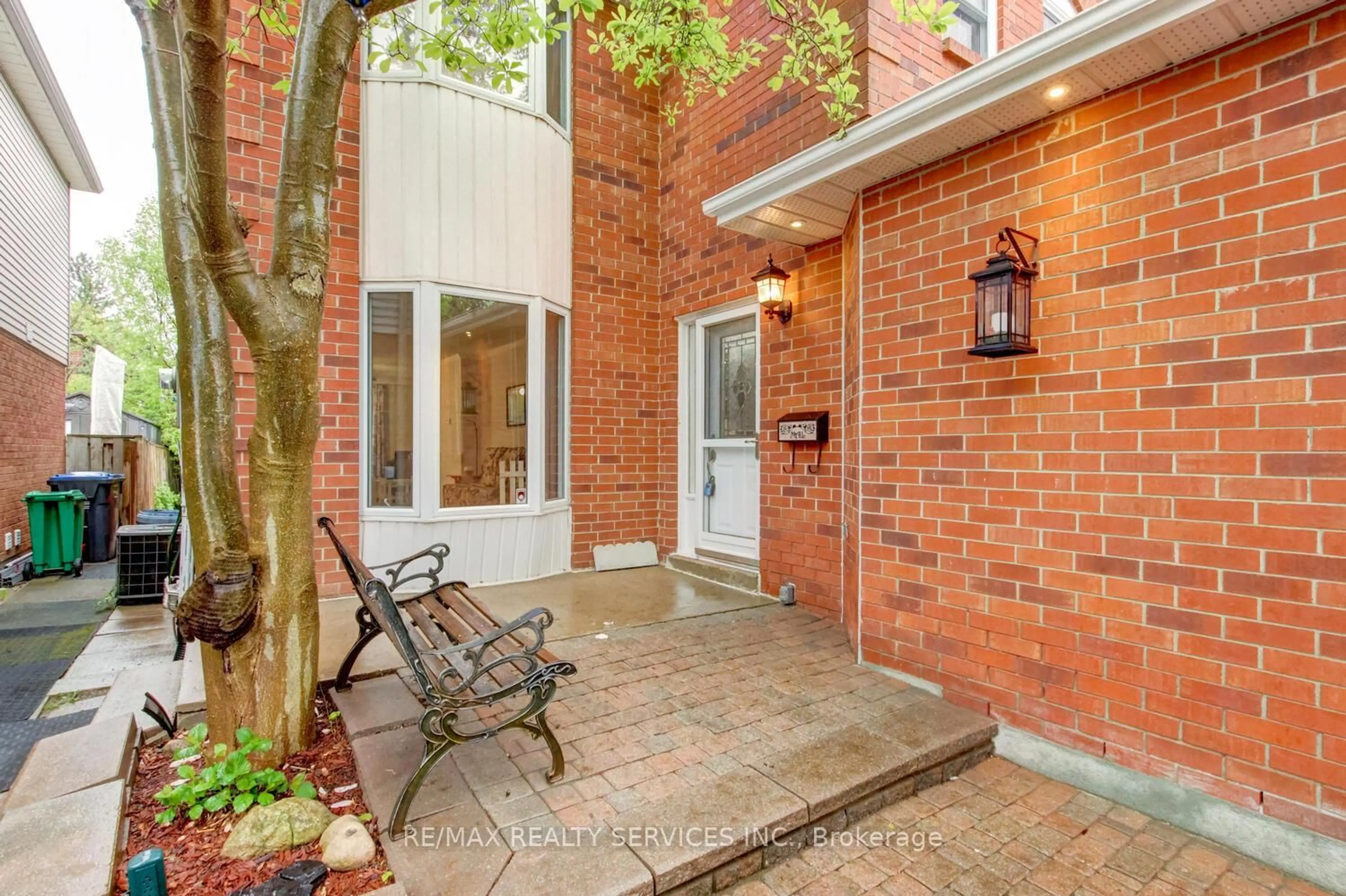 Unknown for 27 Oleander Cres, Brampton Ontario L6Z 2C1