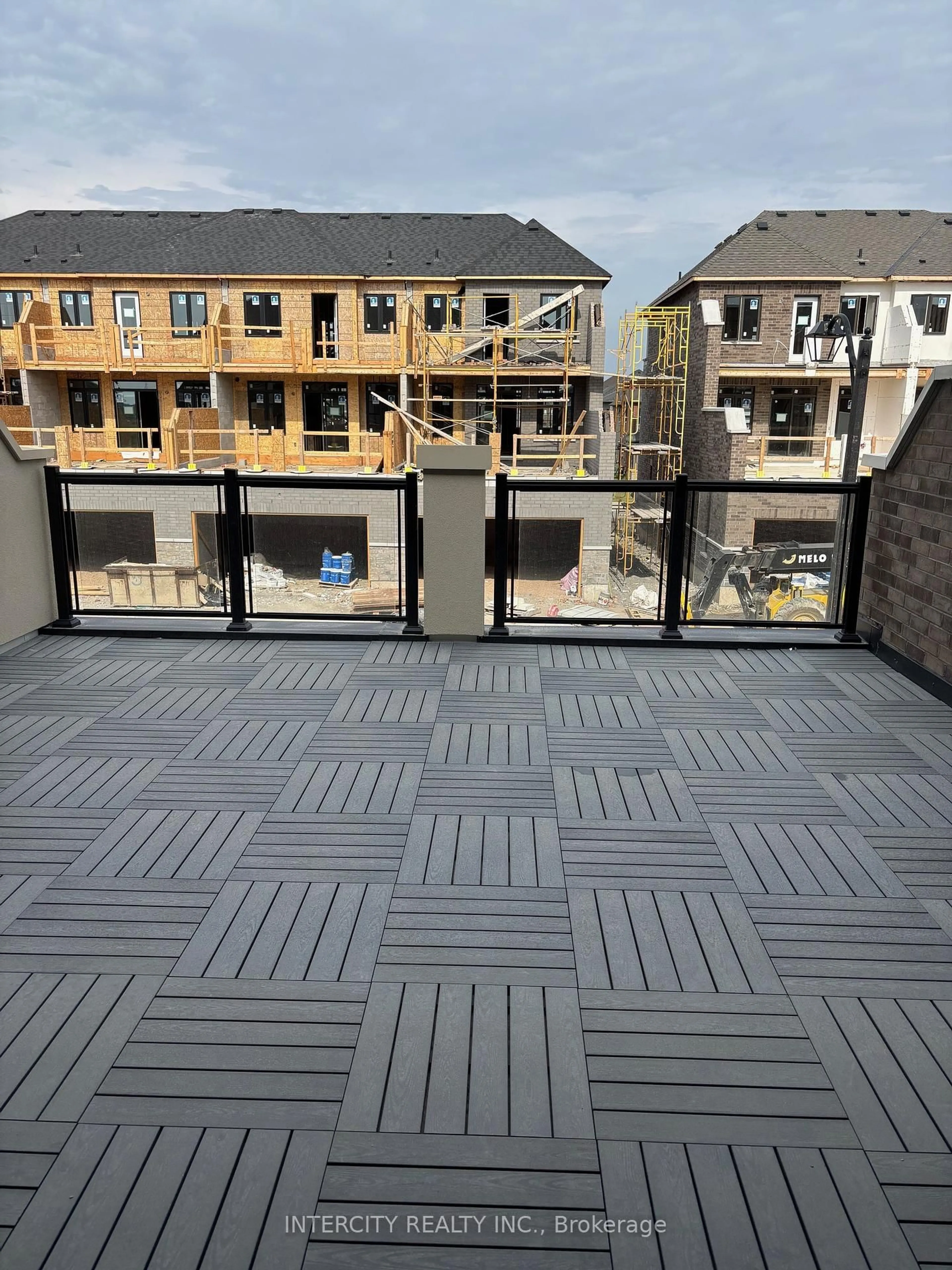 Patio, city buildings view from balcony for 339 Inspire Blvd, Brampton Ontario L6R 4E6
