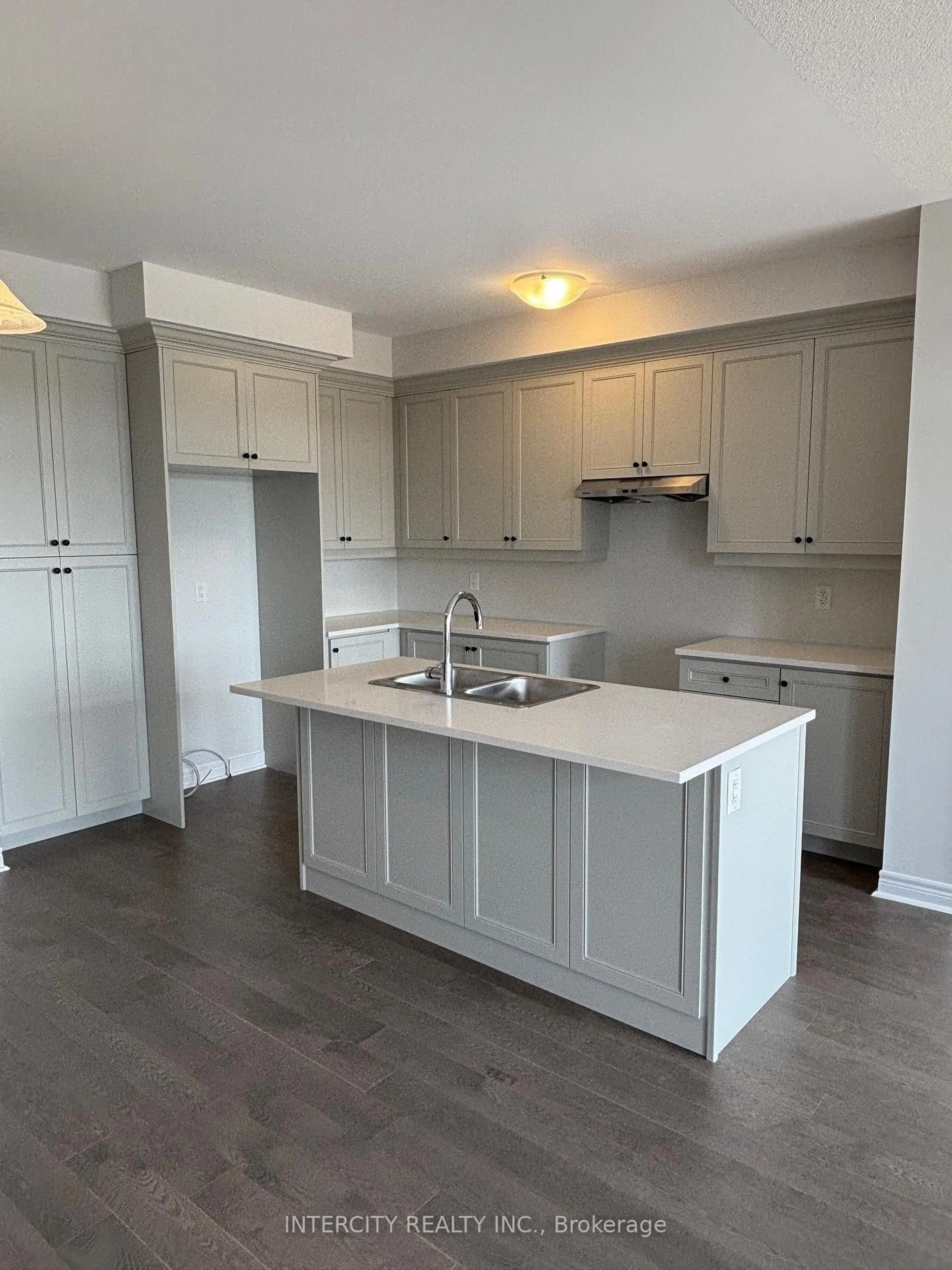 Open concept kitchen, unknown for 339 Inspire Blvd, Brampton Ontario L6R 4E6