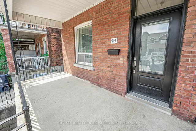 Additional image 48 of 914 Dovercourt Rd