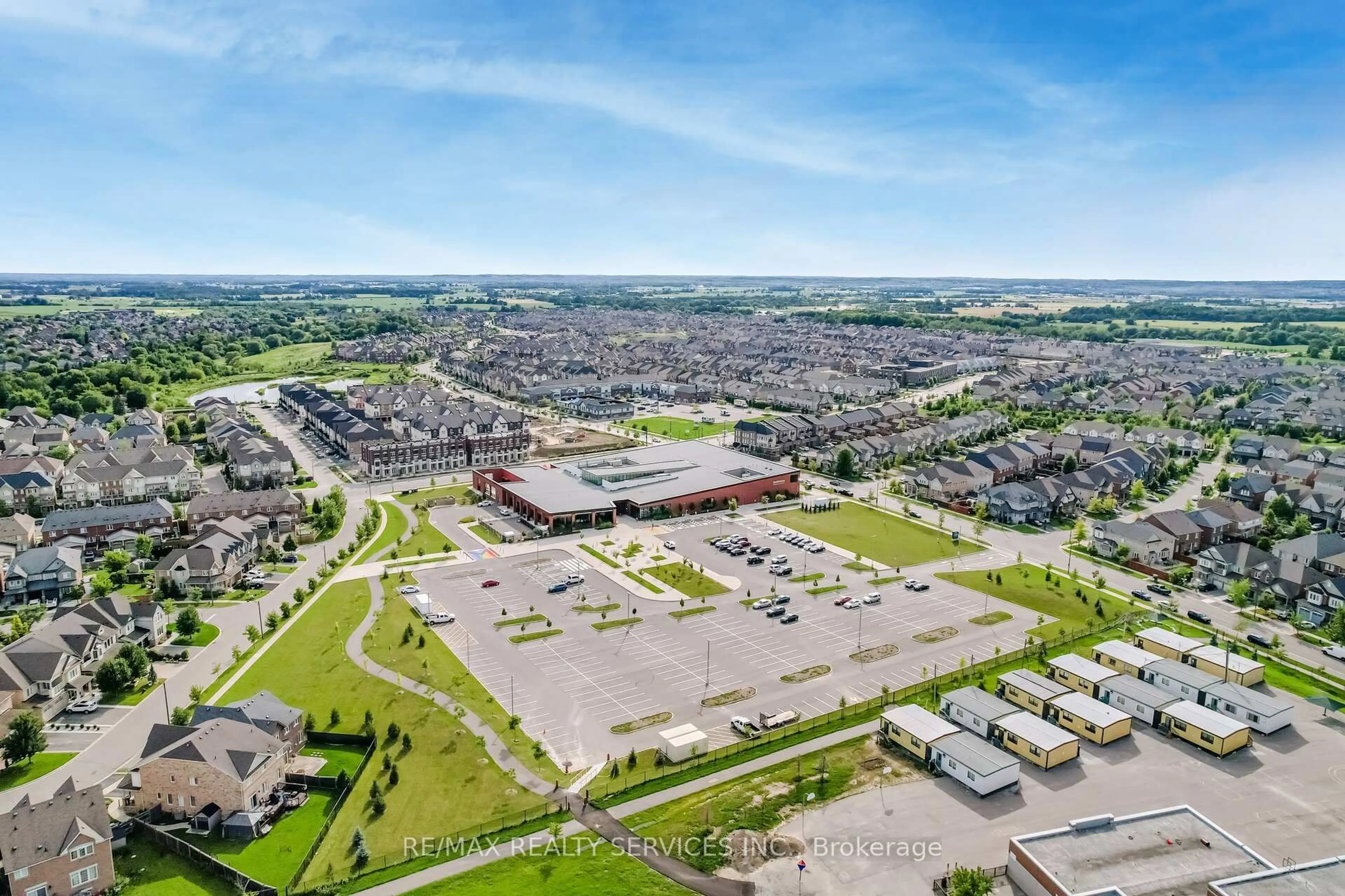 A pic from outside/outdoor area/front of a property/back of a property/a pic from drone, unknown for 210 Learmont Ave, Caledon Ontario L7C 3W4