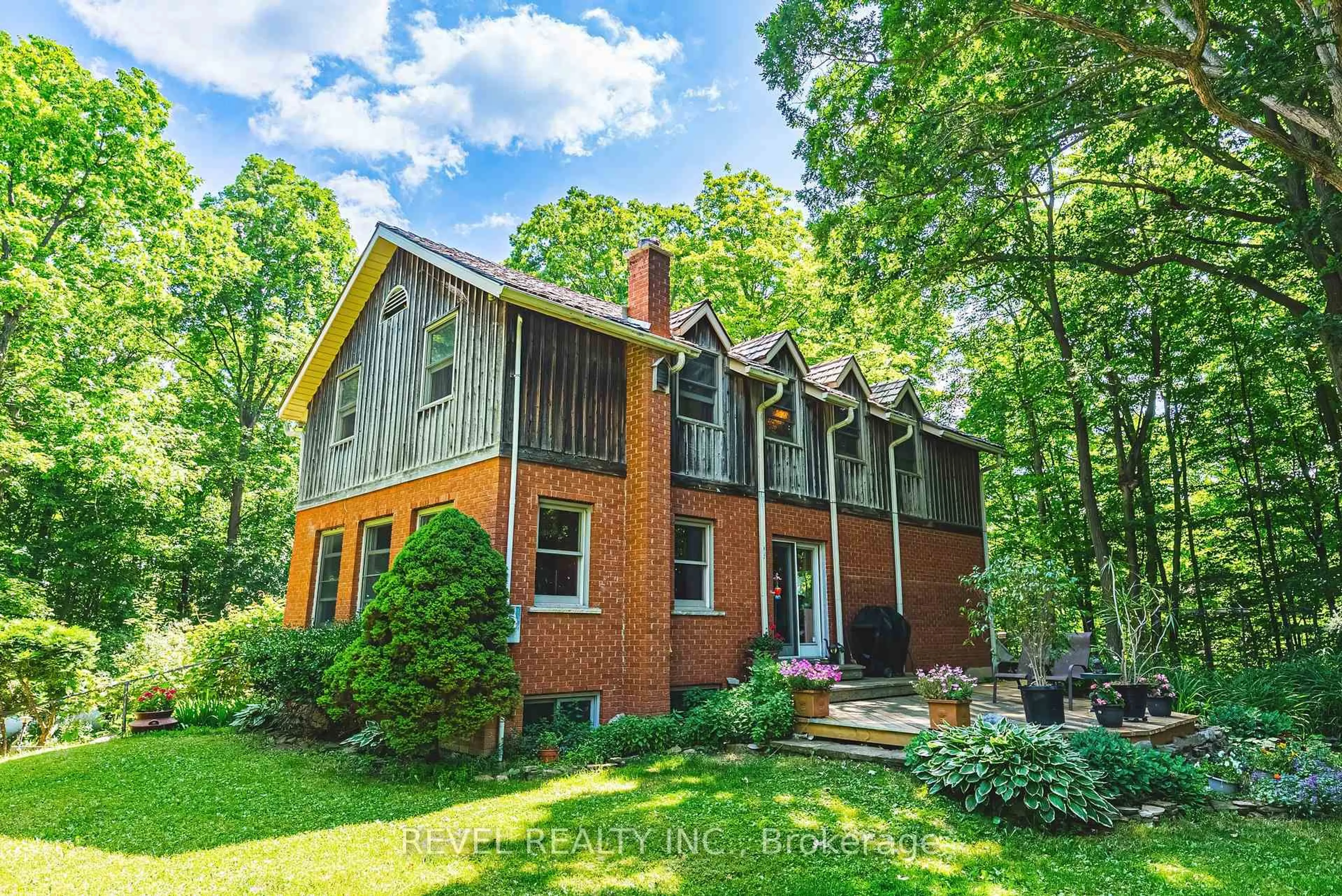 Home with brick exterior material, street for 2156 Lower Base Line, Oakville Ontario L6M 4G1