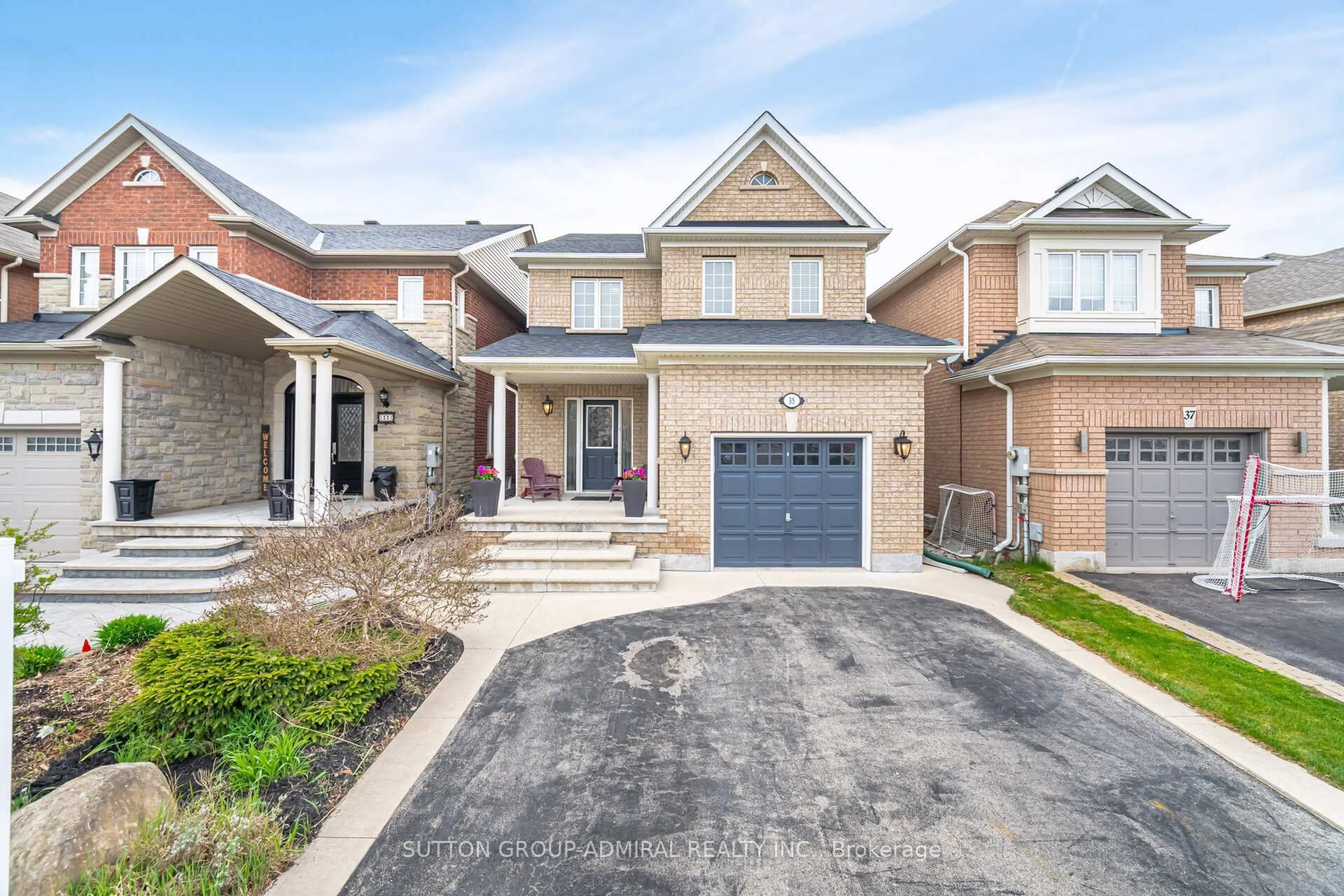 Home with brick exterior material, street for 35 Morningside Dr, Halton Hills Ontario L7G 0B5