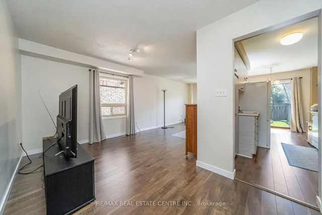 Additional image 30 of 42 White Tail Cres