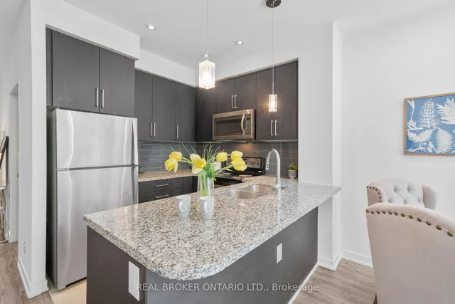 Additional property image - 840 Queen's Plate Dr Unit 103
