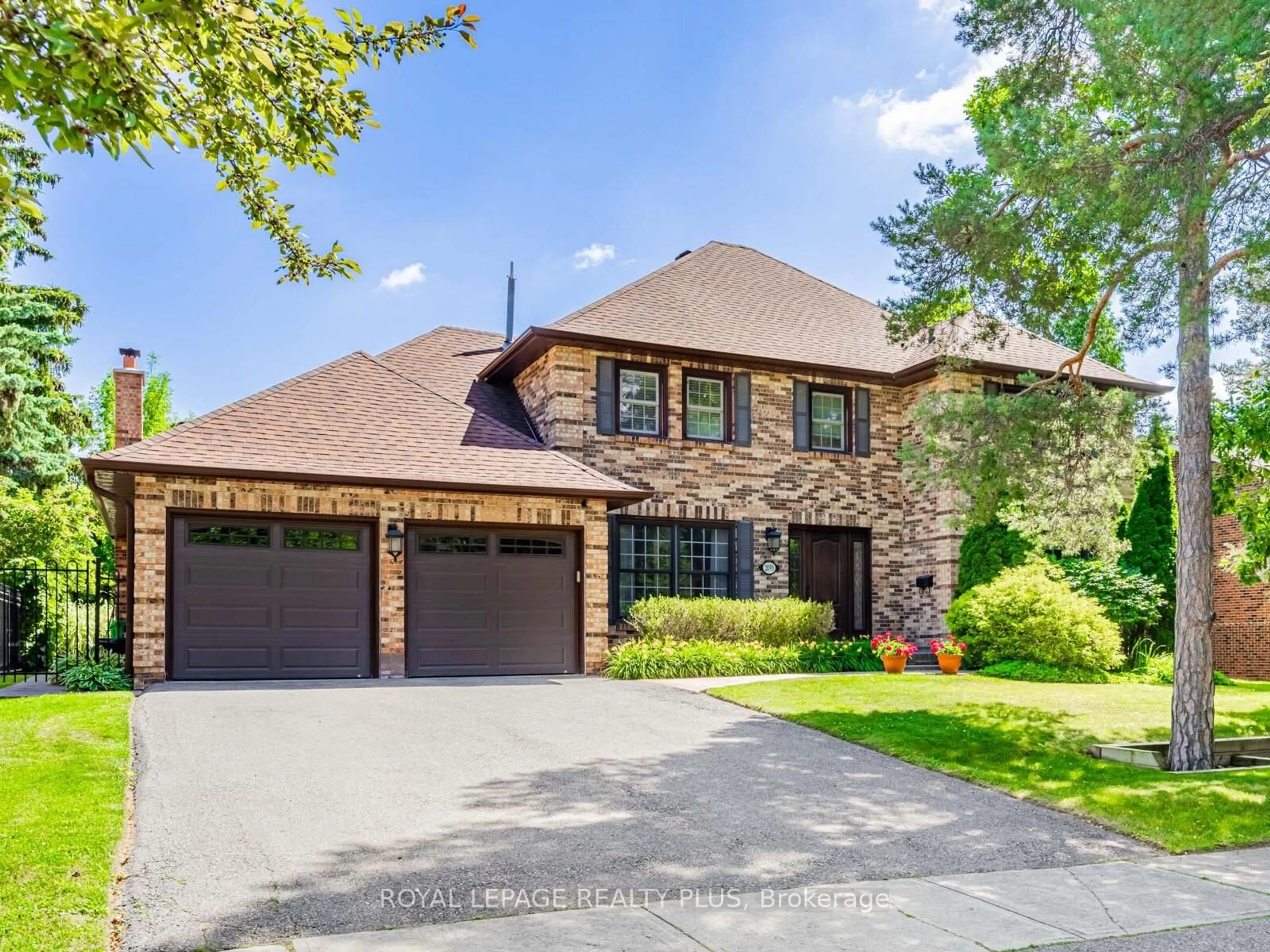 Home with brick exterior material, street for 2093 Shawanaga Tr, Mississauga Ontario L5H 3Z3