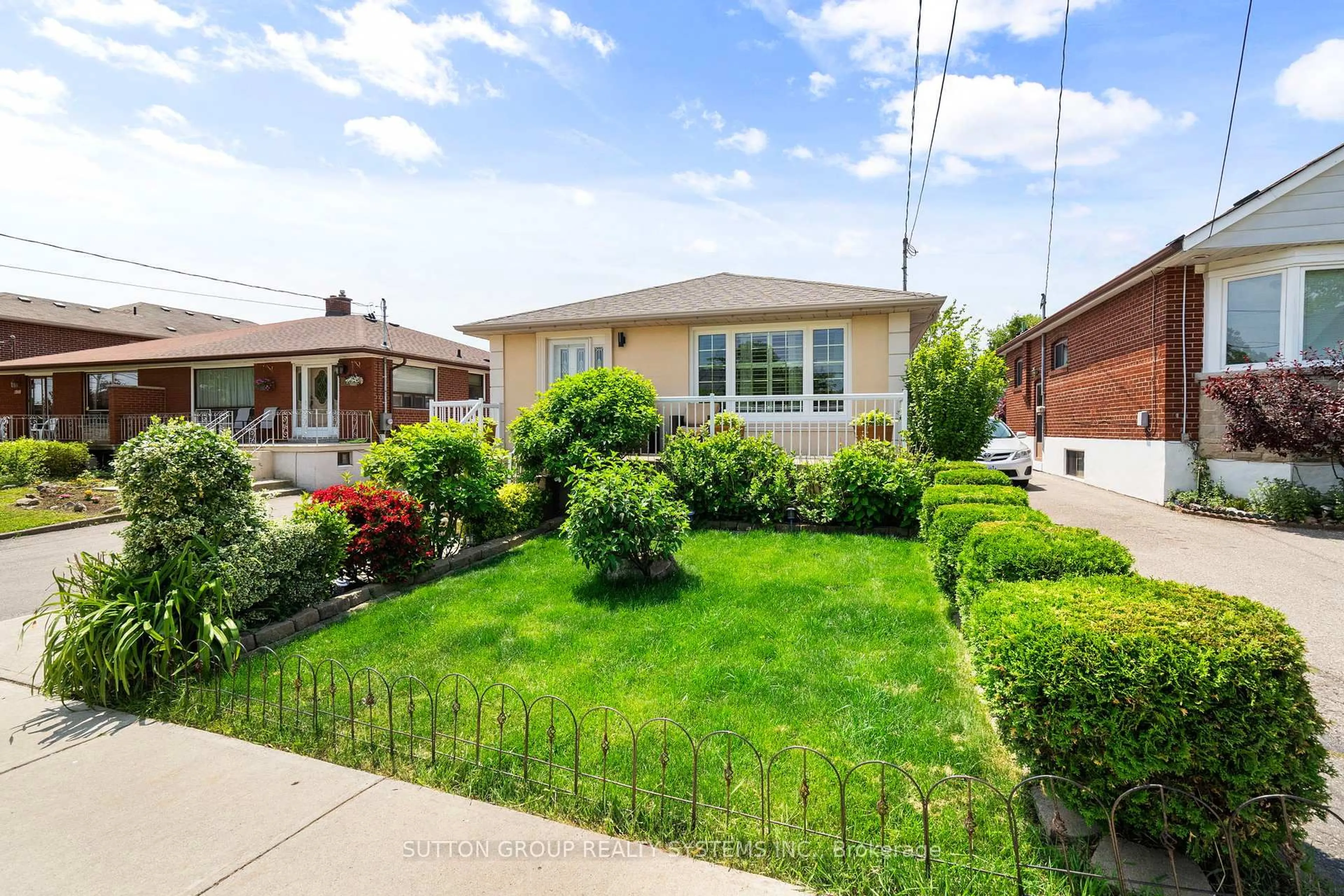 Unknown for 1274 Alexandra Ave, Mississauga Ontario L5E 2A6